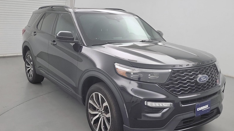 2022 Ford Explorer ST Hero Image