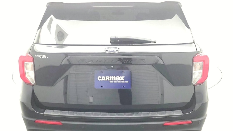 2022 Ford Explorer ST 6