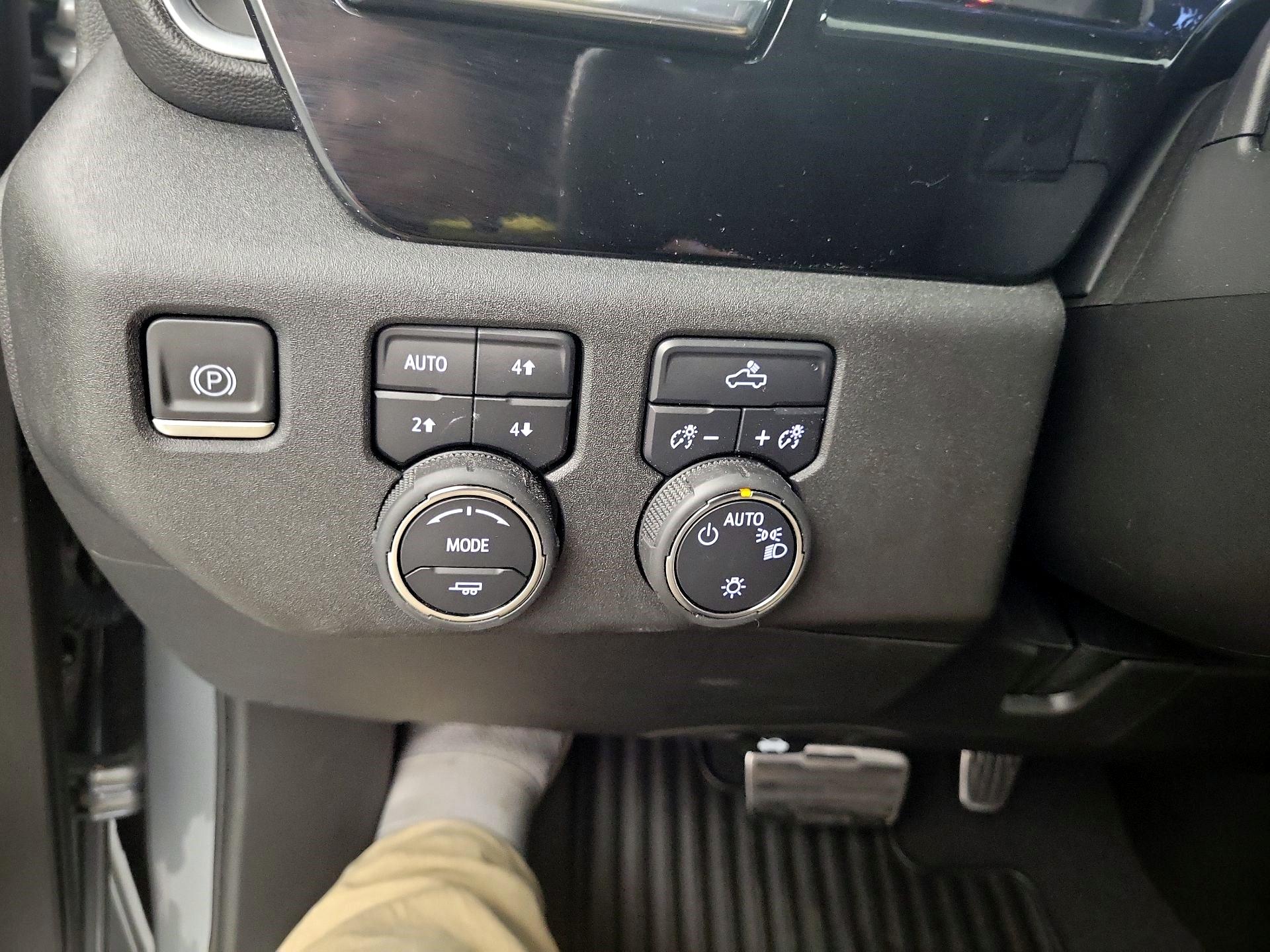 Thumbnail: 2023 Chevrolet Silverado 1500 - 11