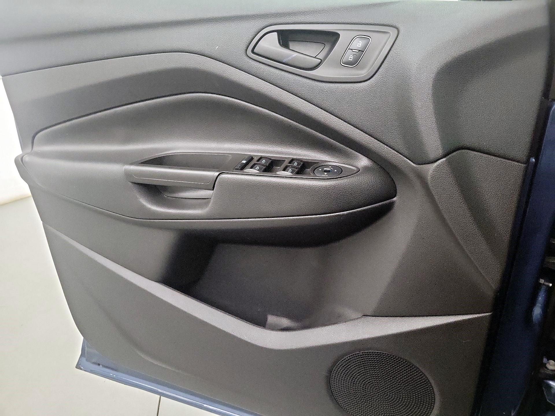 Thumbnail: 2018 Ford Escape - 10