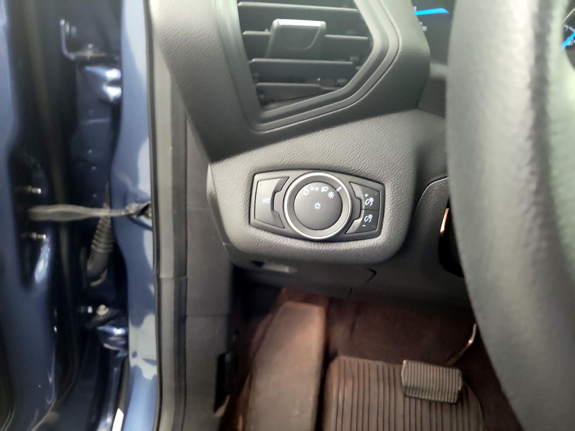 Thumbnail: 2018 Ford Escape - 11