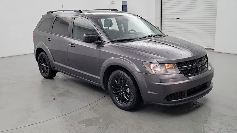 2020 Dodge Journey SE Hero Image