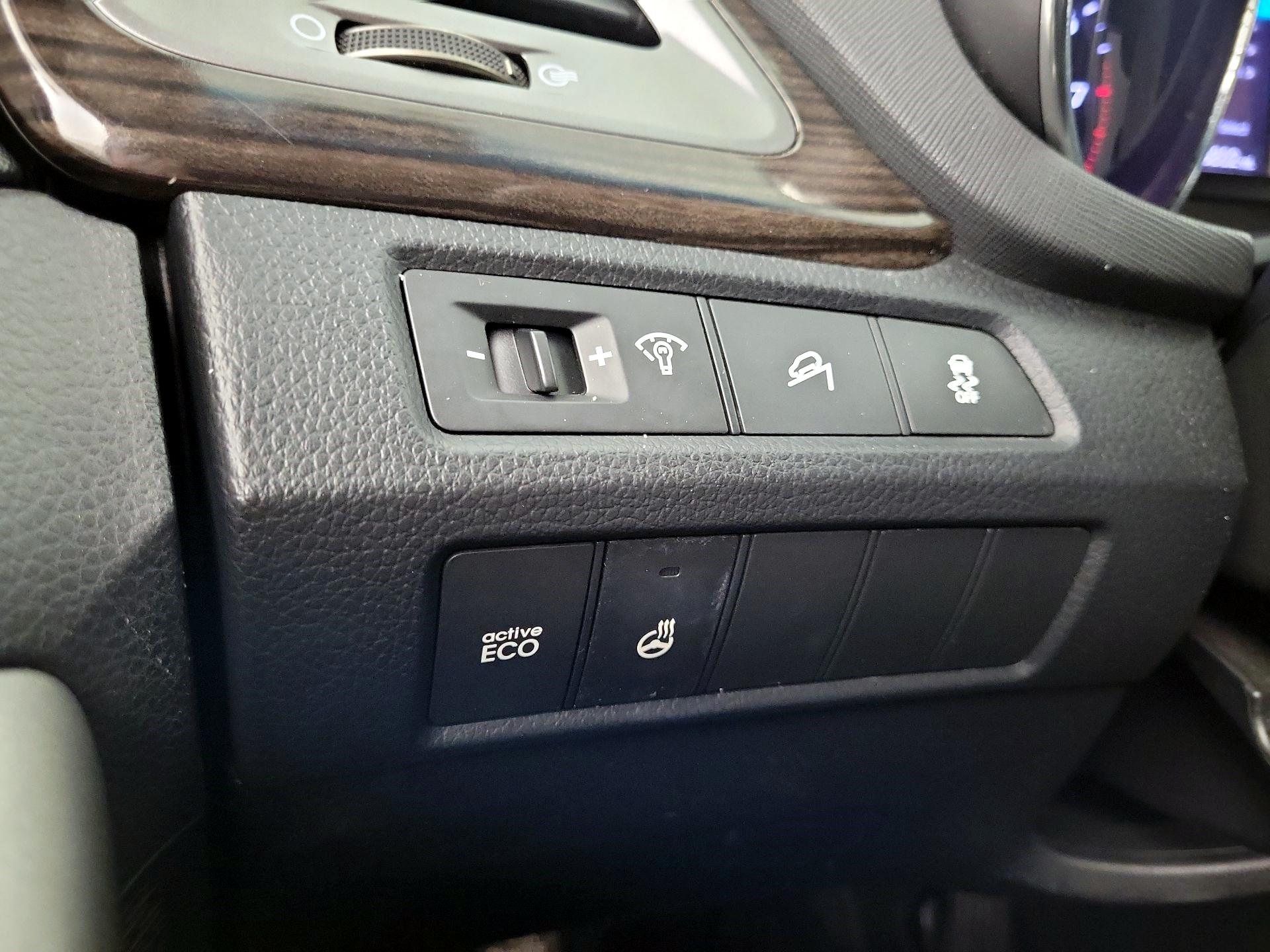 Thumbnail: 2013 Hyundai Santa Fe - 11