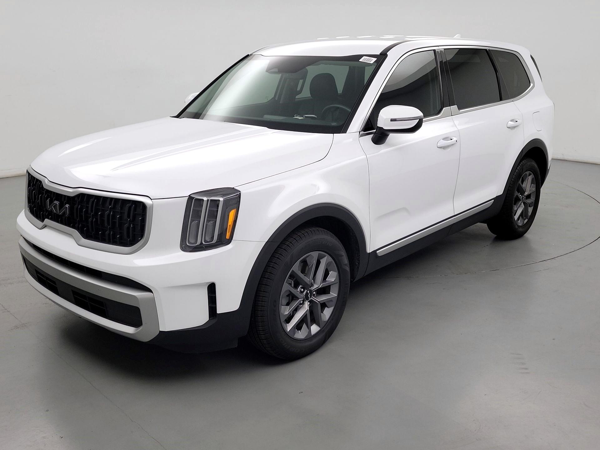 Thumbnail: 2023 Kia Telluride - 3