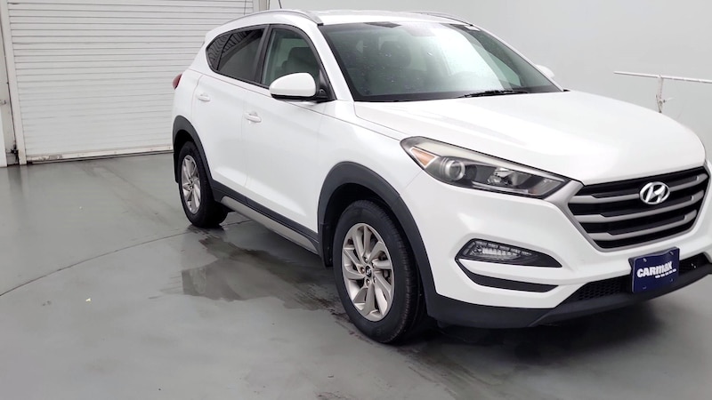 2017 Hyundai Tucson SE Hero Image