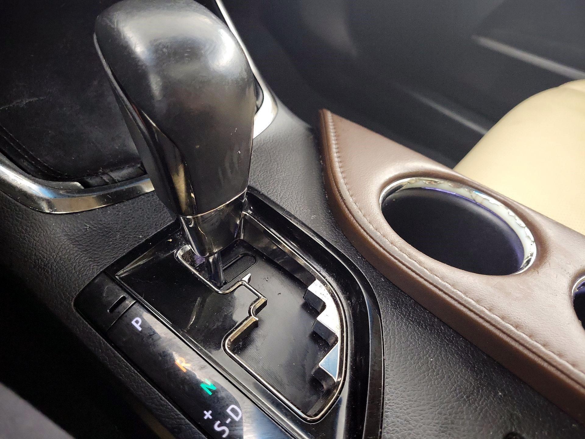 Thumbnail: 2015 Toyota Avalon - 15