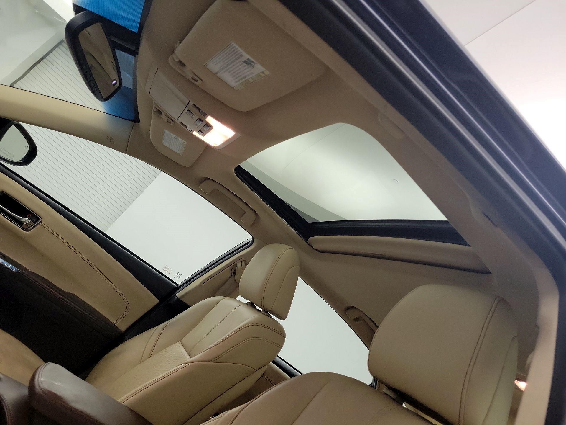 Thumbnail: 2015 Toyota Avalon - 16