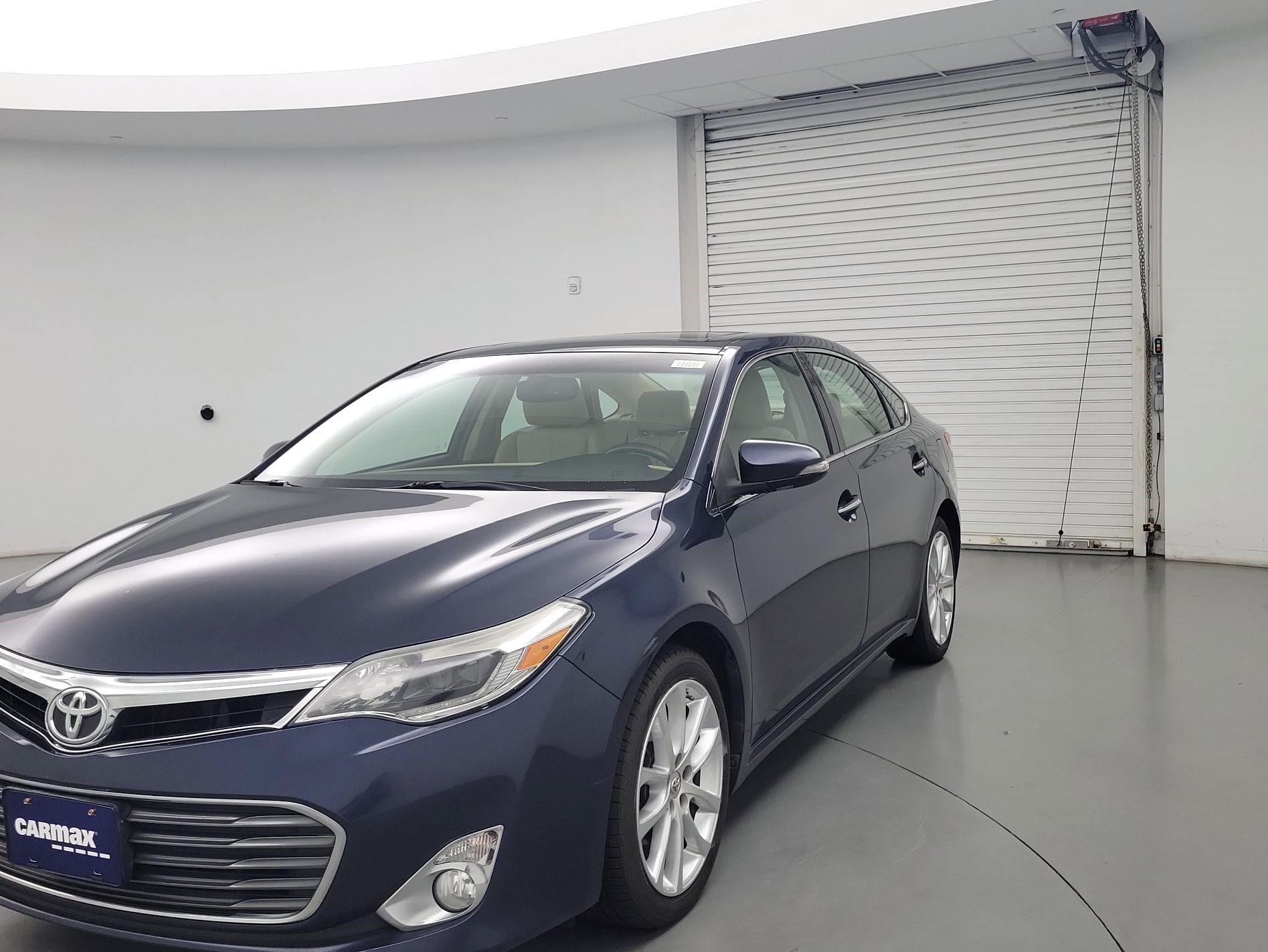 Thumbnail: 2015 Toyota Avalon - 3