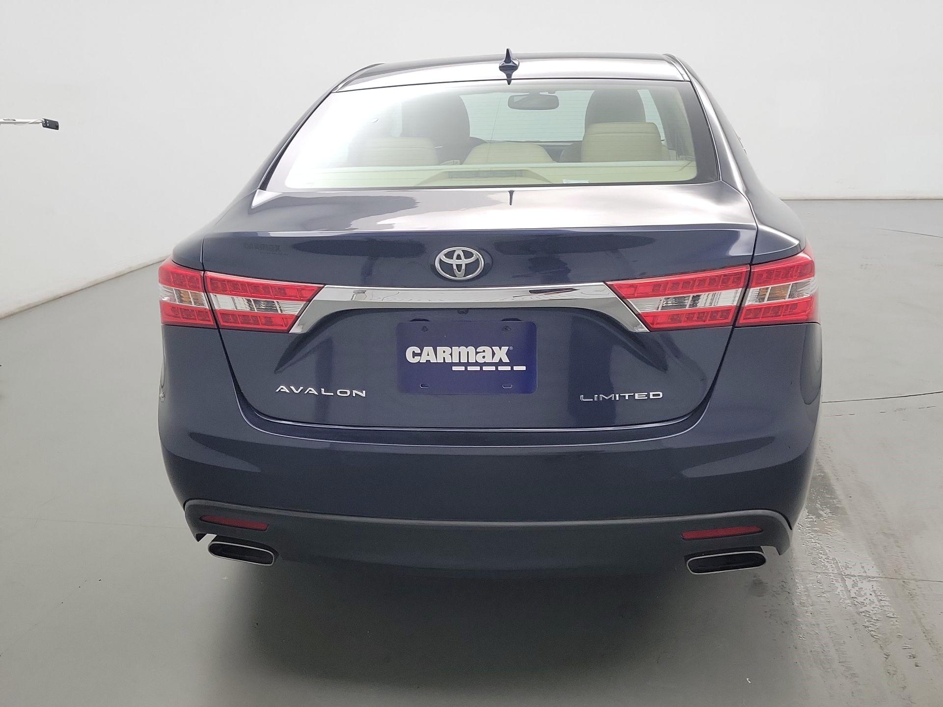 Thumbnail: 2015 Toyota Avalon - 6