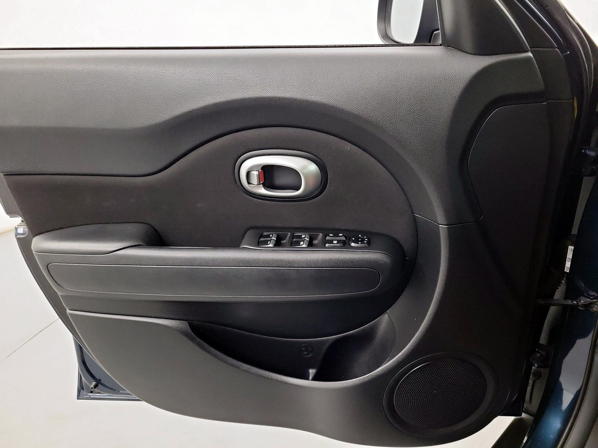 Thumbnail: 2018 Kia Soul - 10