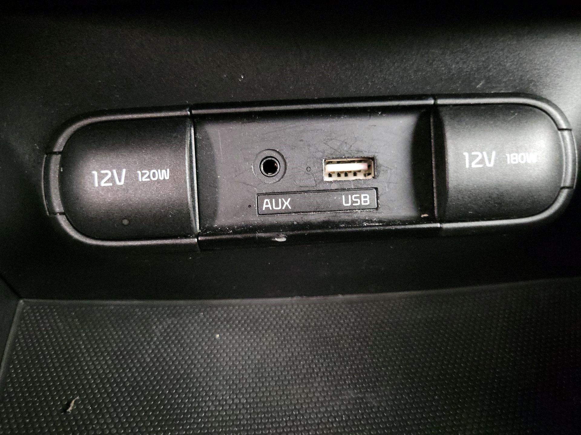 Thumbnail: 2018 Kia Soul - 15