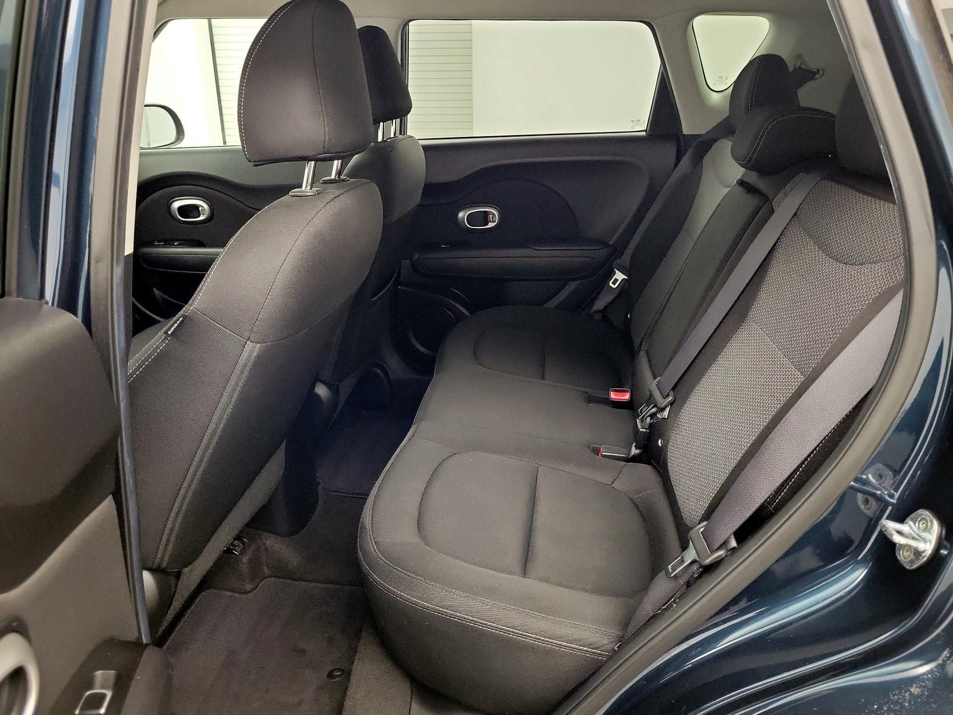 Thumbnail: 2018 Kia Soul - 16