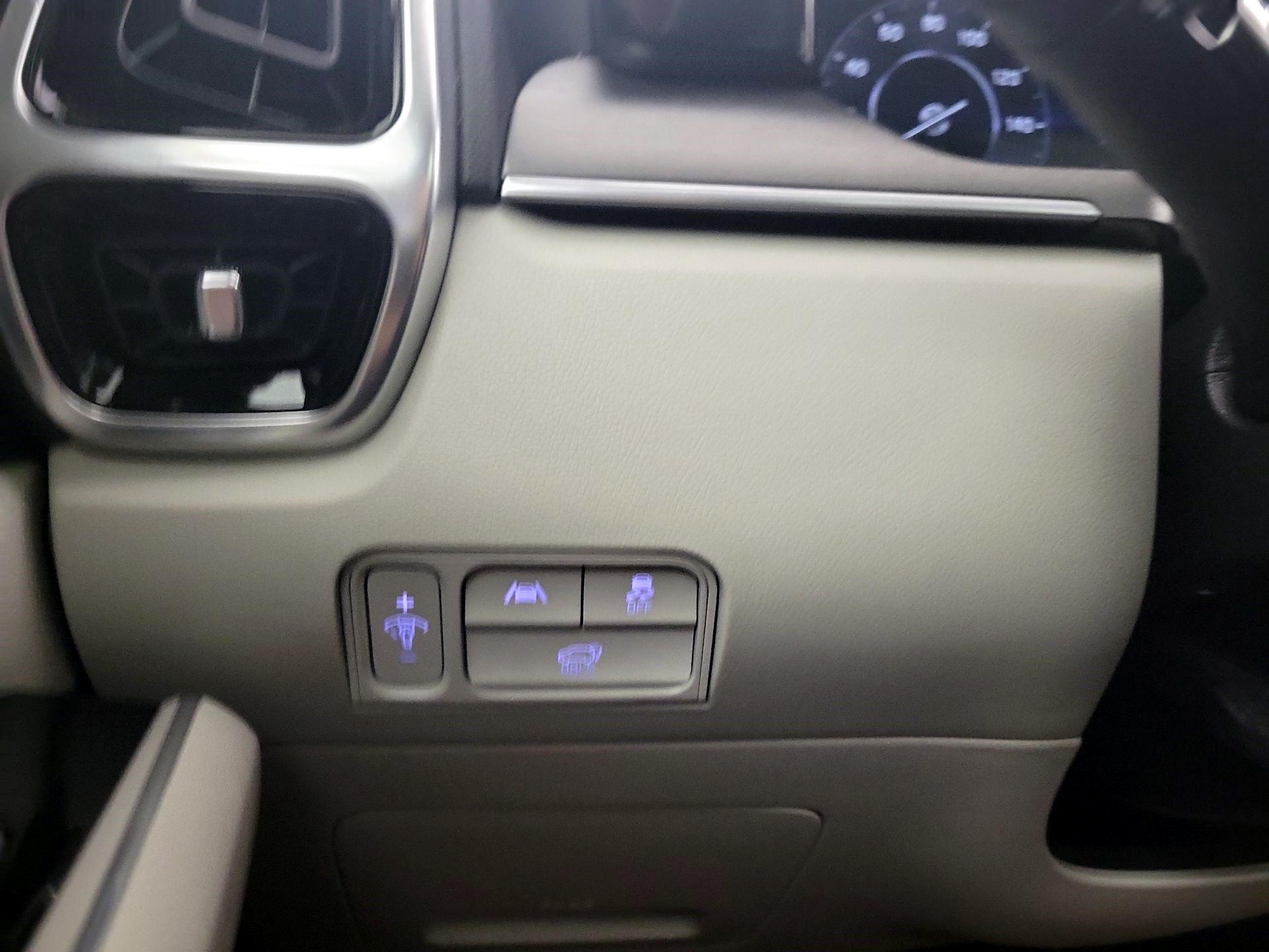 Thumbnail: 2022 Kia Sorento - 11