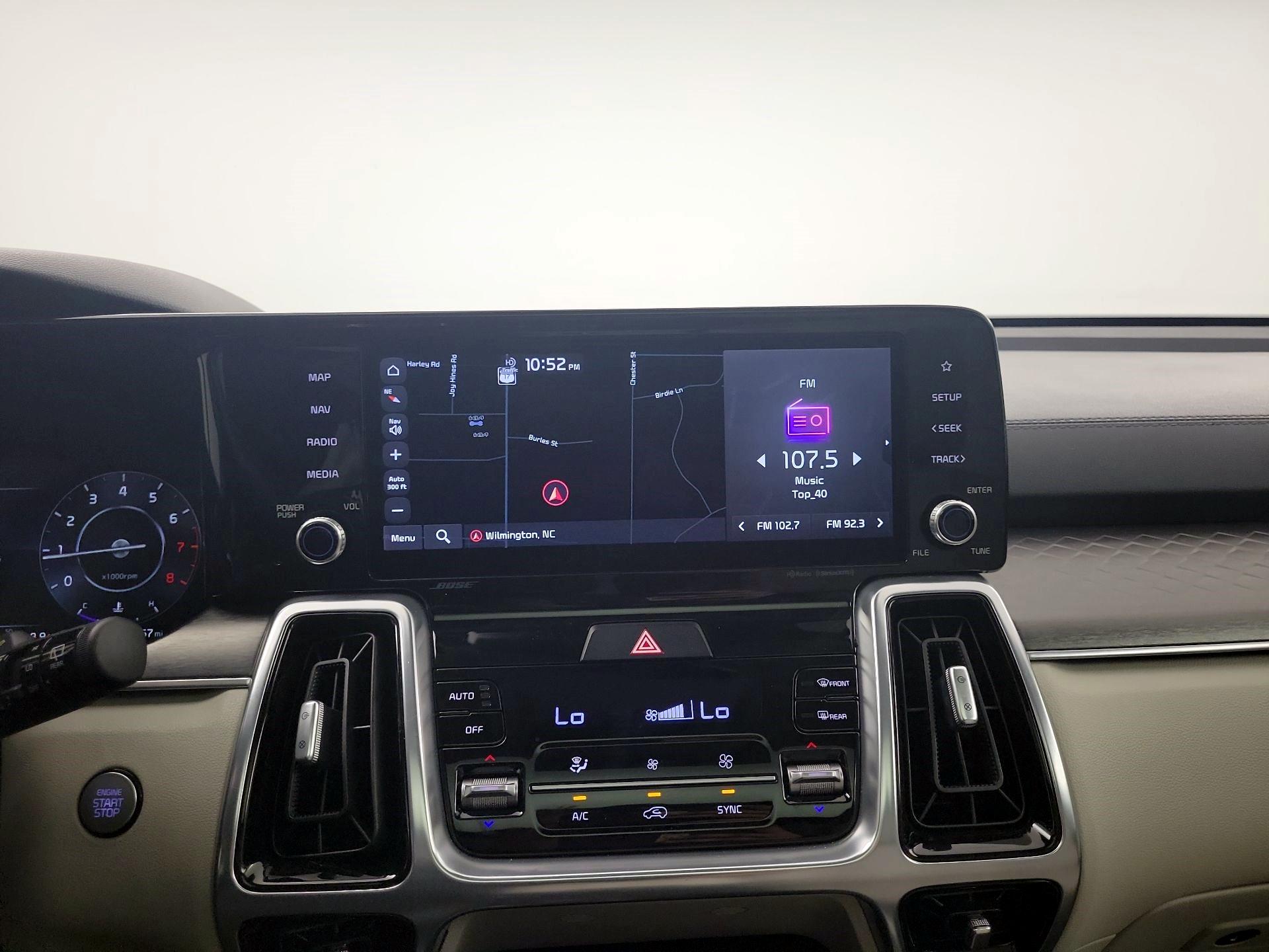 Thumbnail: 2022 Kia Sorento - 12