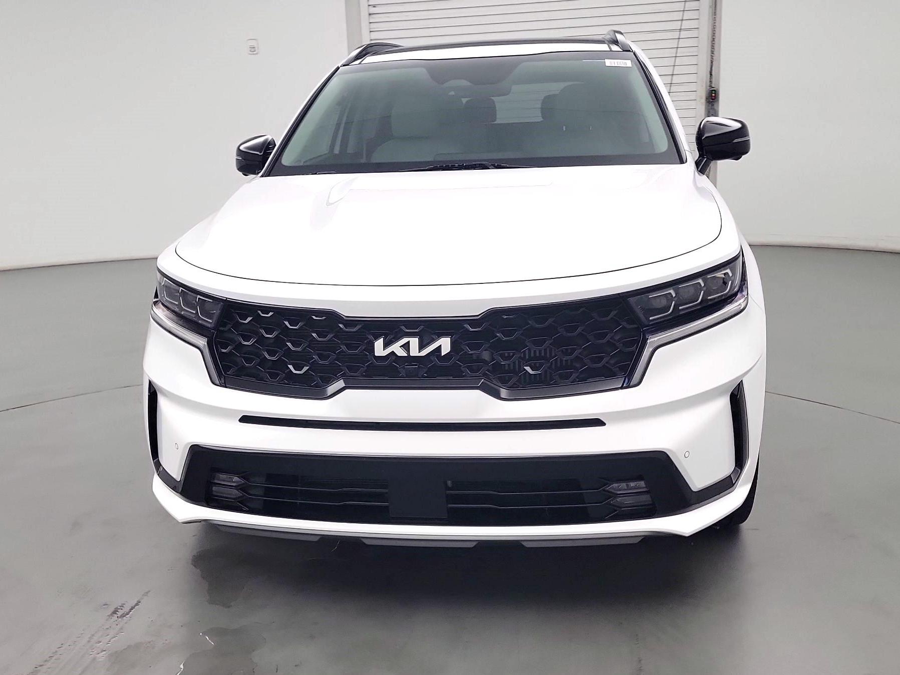 Thumbnail: 2022 Kia Sorento - 2