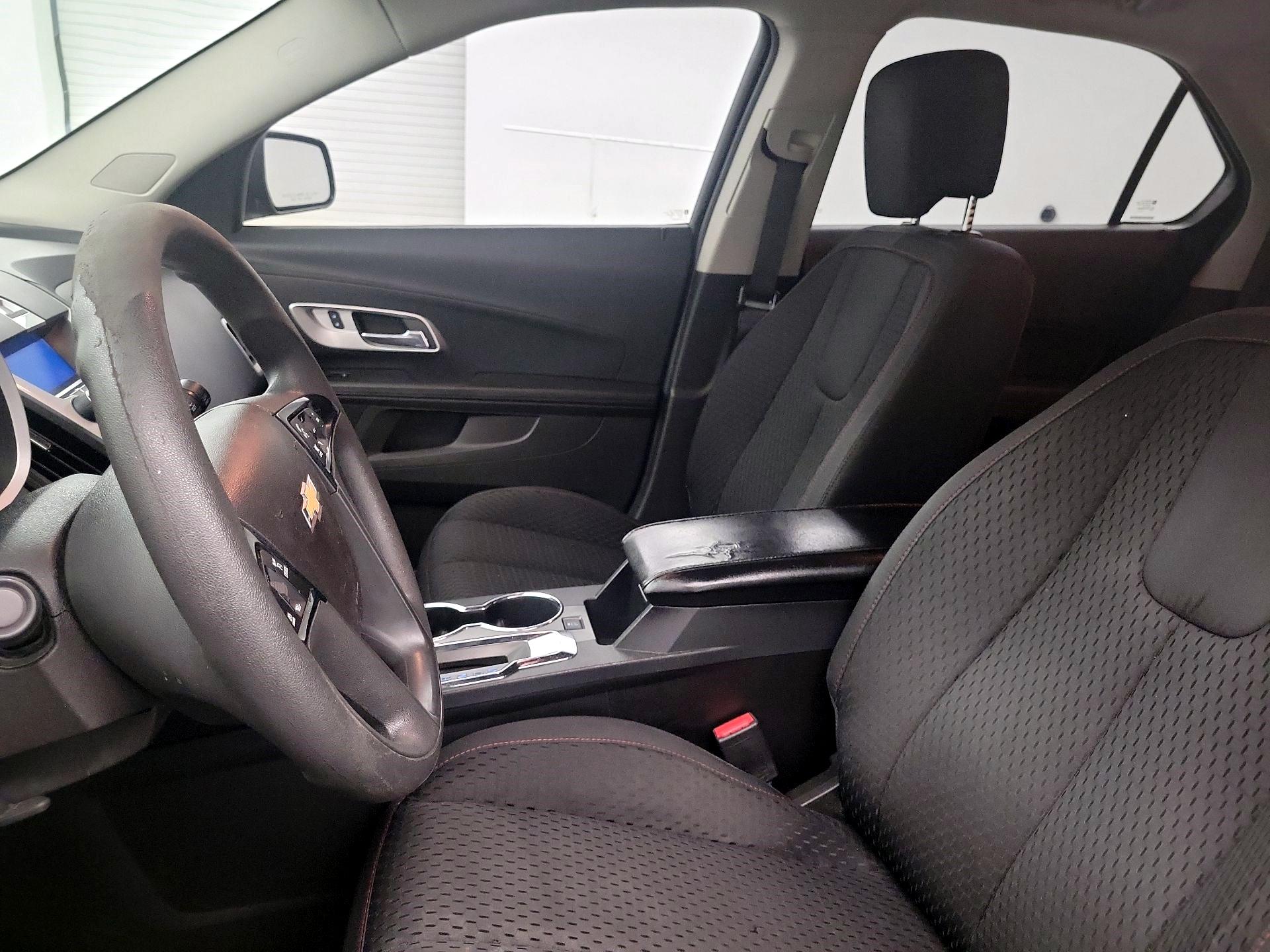 Thumbnail: 2015 Chevrolet Equinox - 9