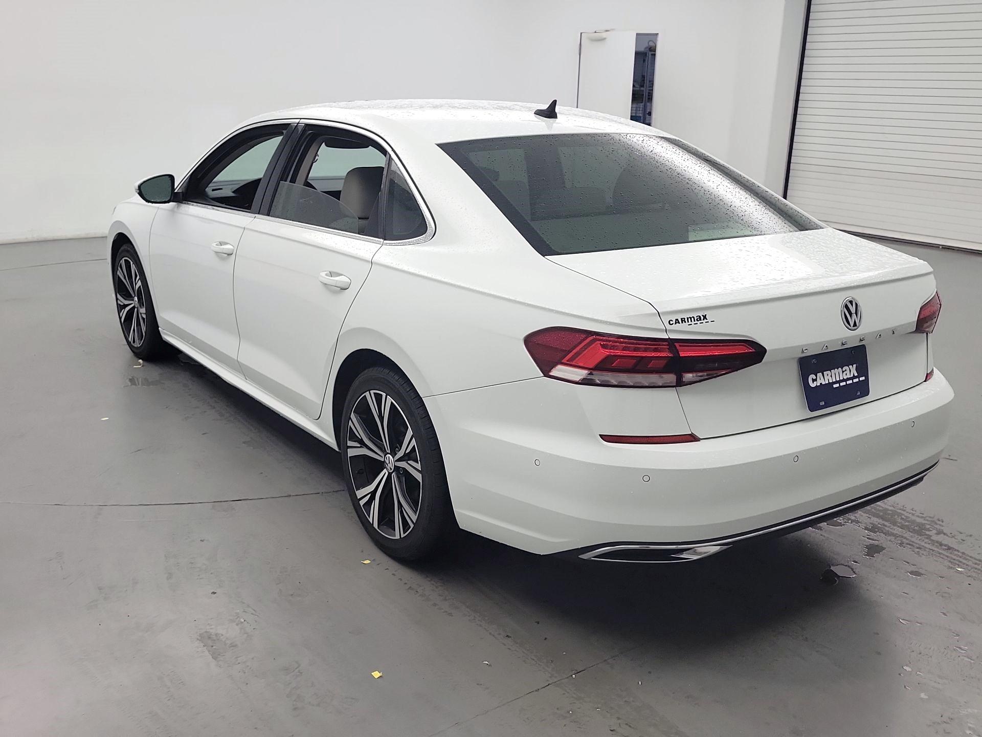 Thumbnail: 2020 Volkswagen Passat - 7