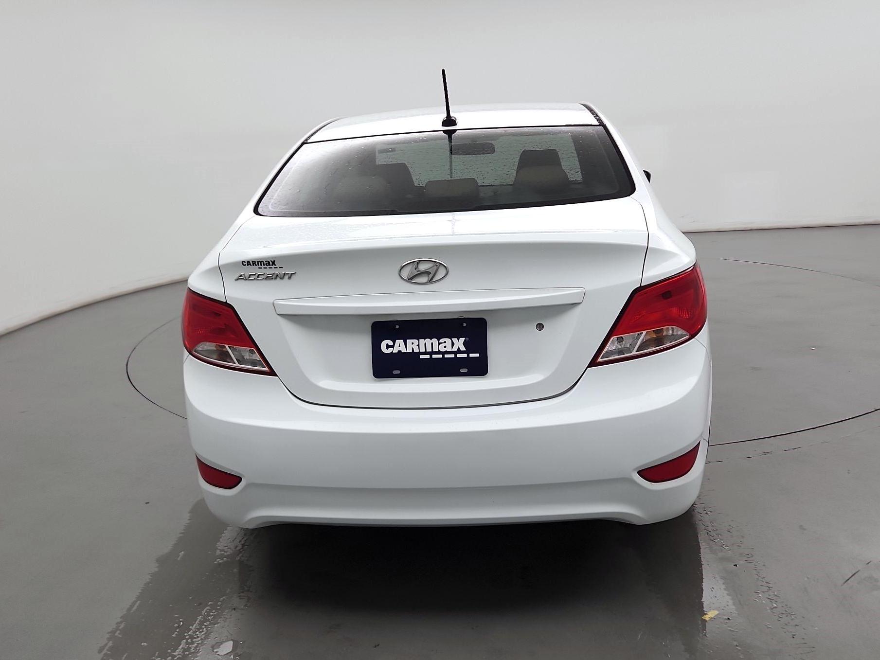 Thumbnail: 2017 Hyundai Accent - 6