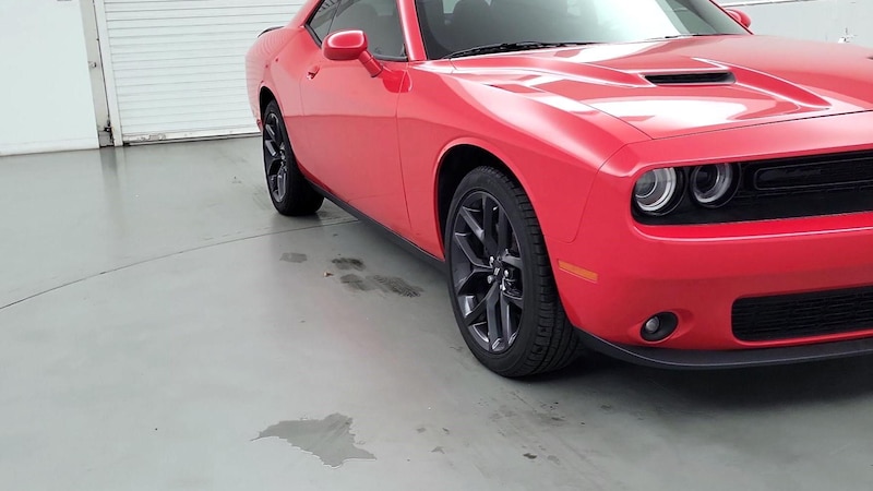 2019 Dodge Challenger SXT Hero Image