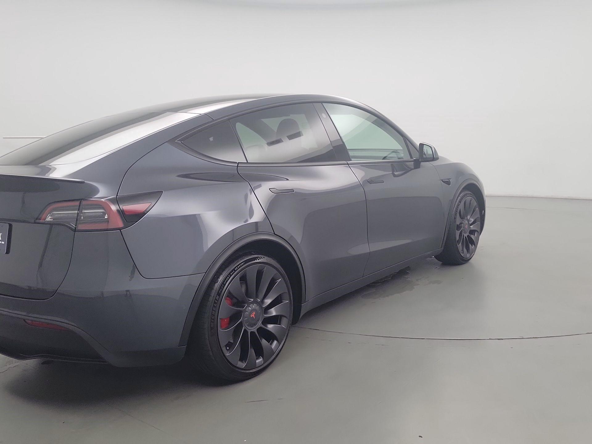 Thumbnail: 2022 Tesla Model Y - 5
