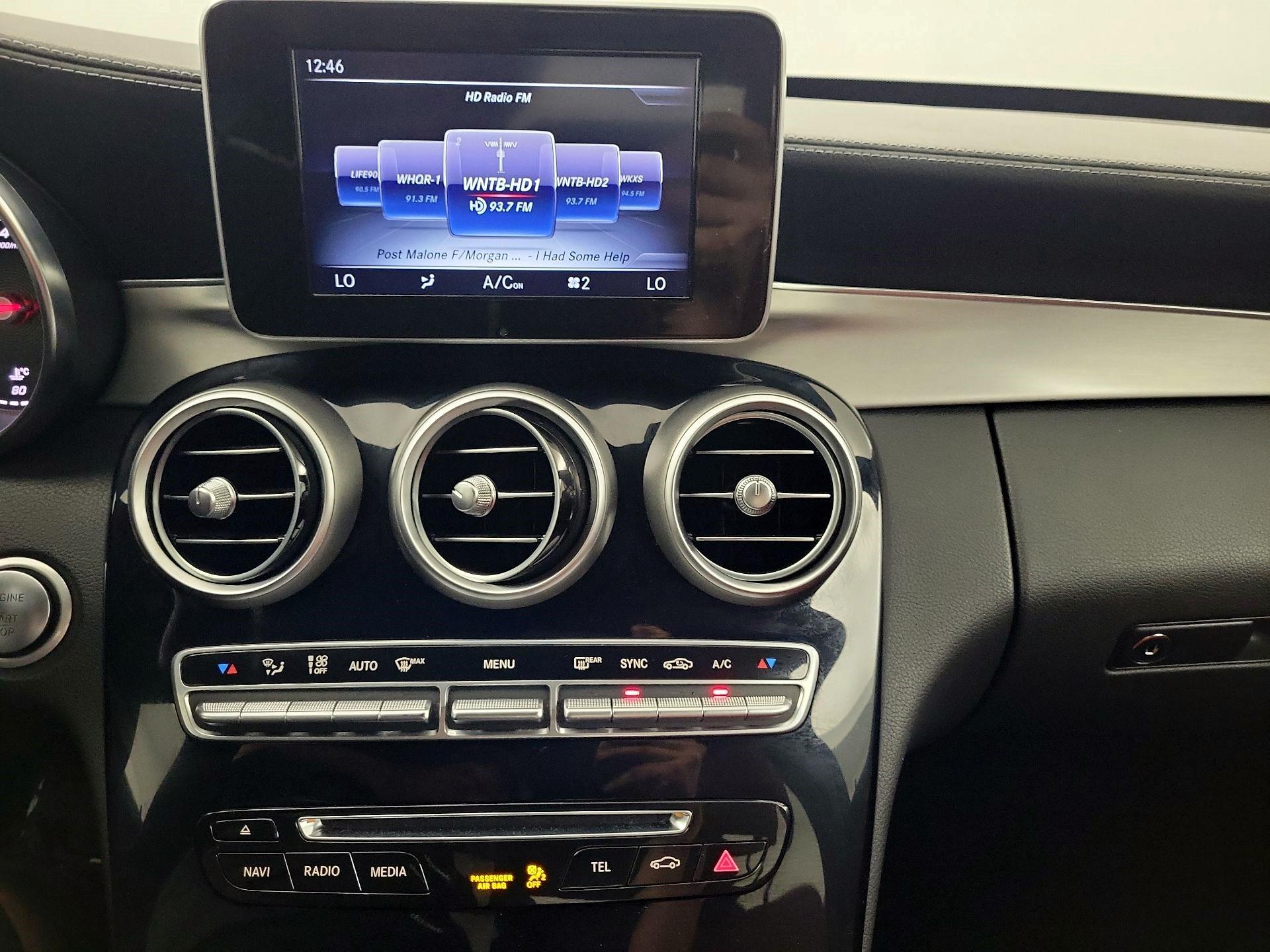 Thumbnail: 2015 Mercedes-Benz C-Class - 14