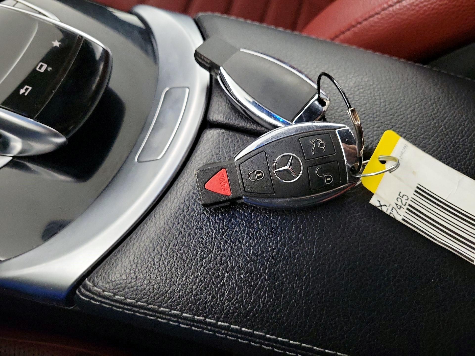 Thumbnail: 2015 Mercedes-Benz C-Class - 20