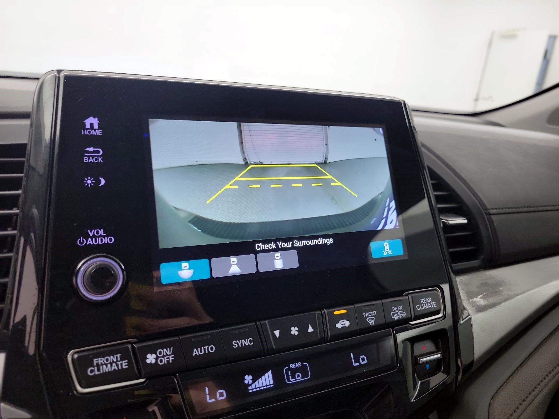 Thumbnail: 2023 Honda Odyssey - 12