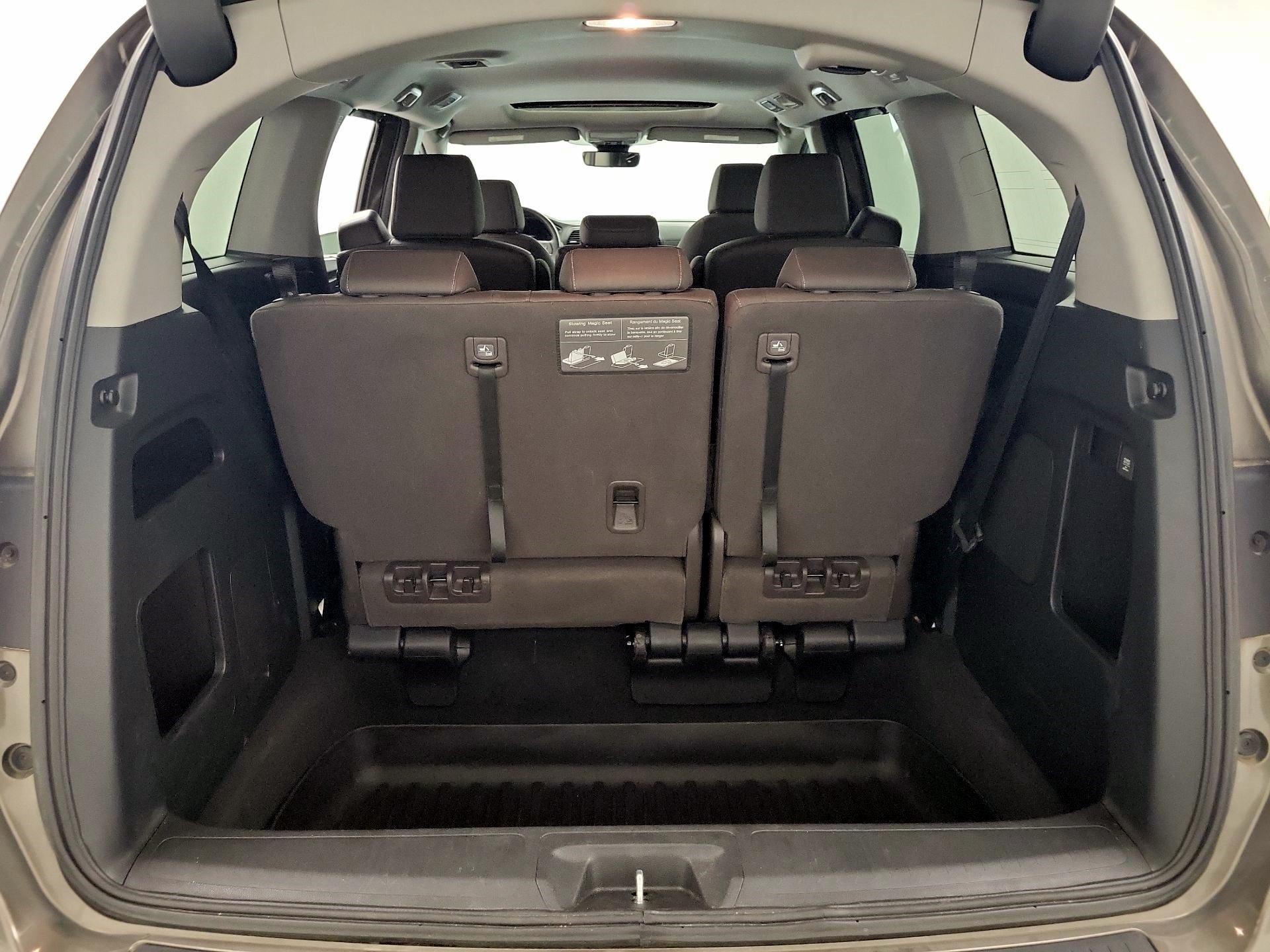 Thumbnail: 2023 Honda Odyssey - 20