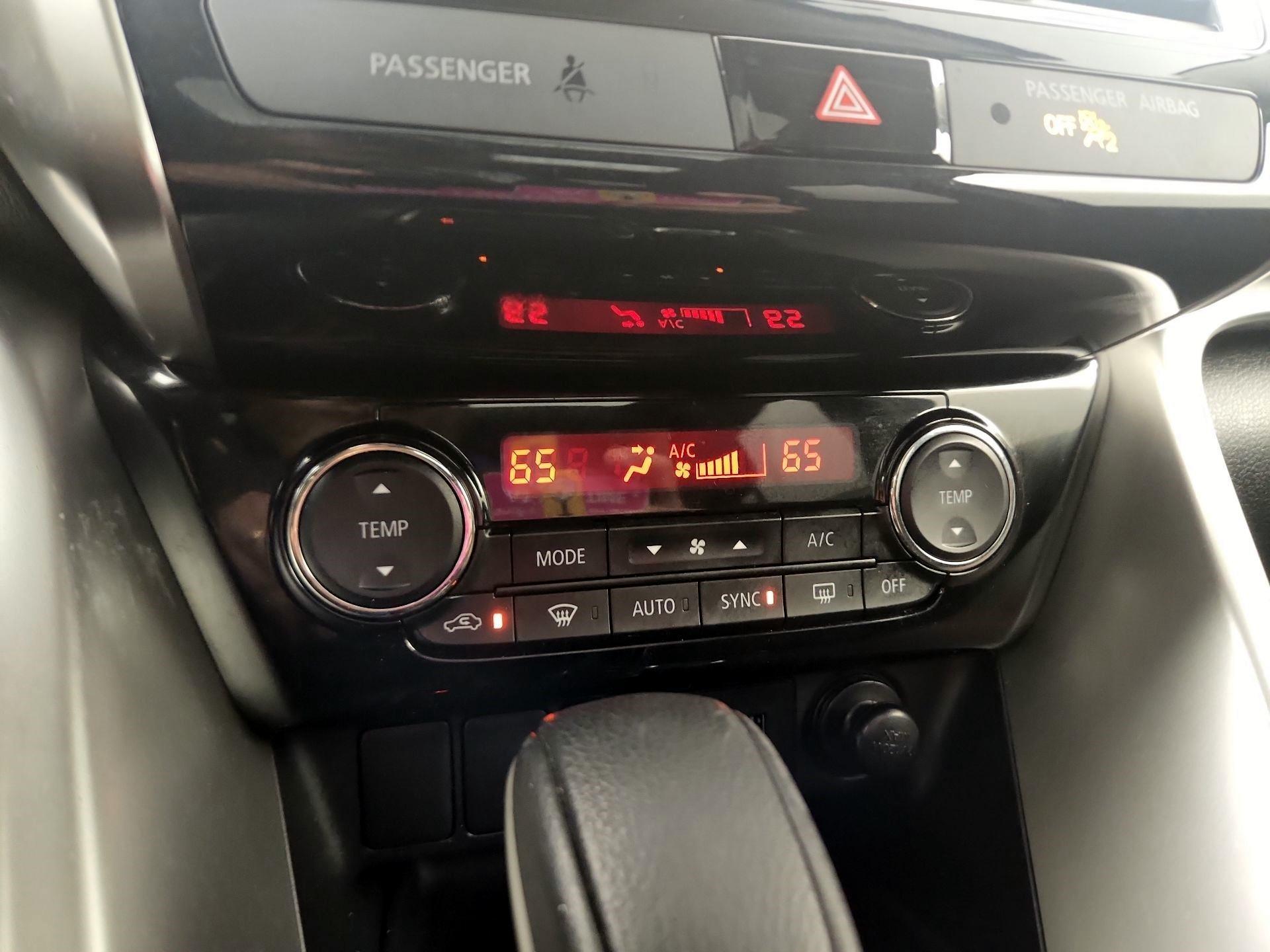 Thumbnail: 2020 Mitsubishi Eclipse Cross - 14