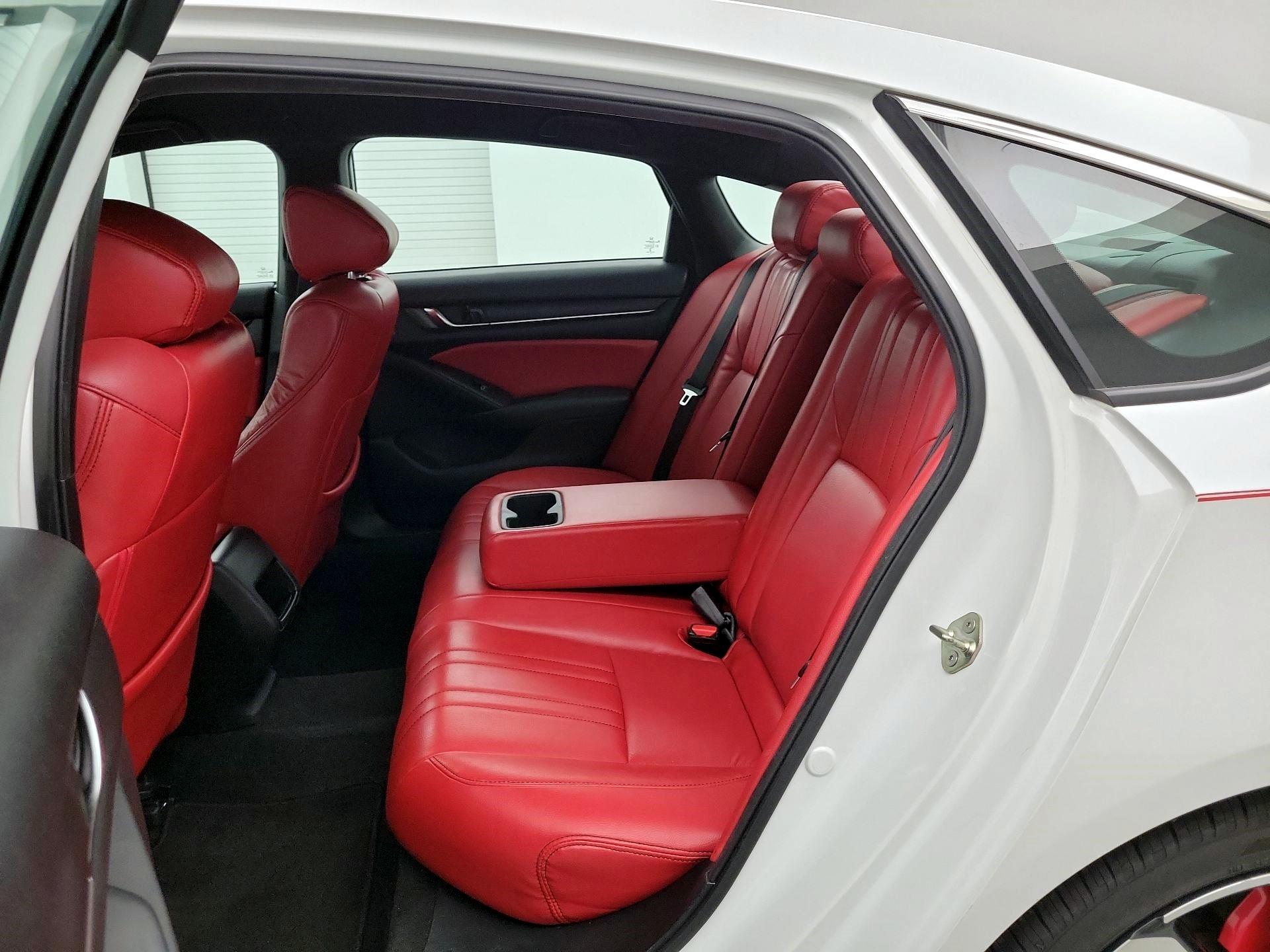 Thumbnail: 2019 Honda Accord - 17