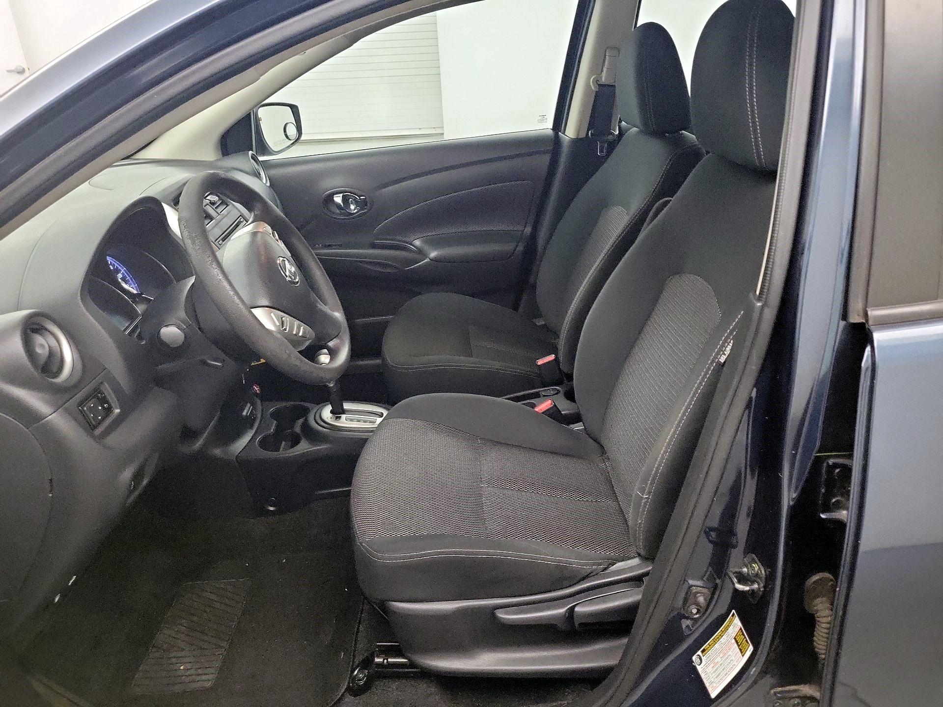Thumbnail: 2017 Nissan Versa - 9