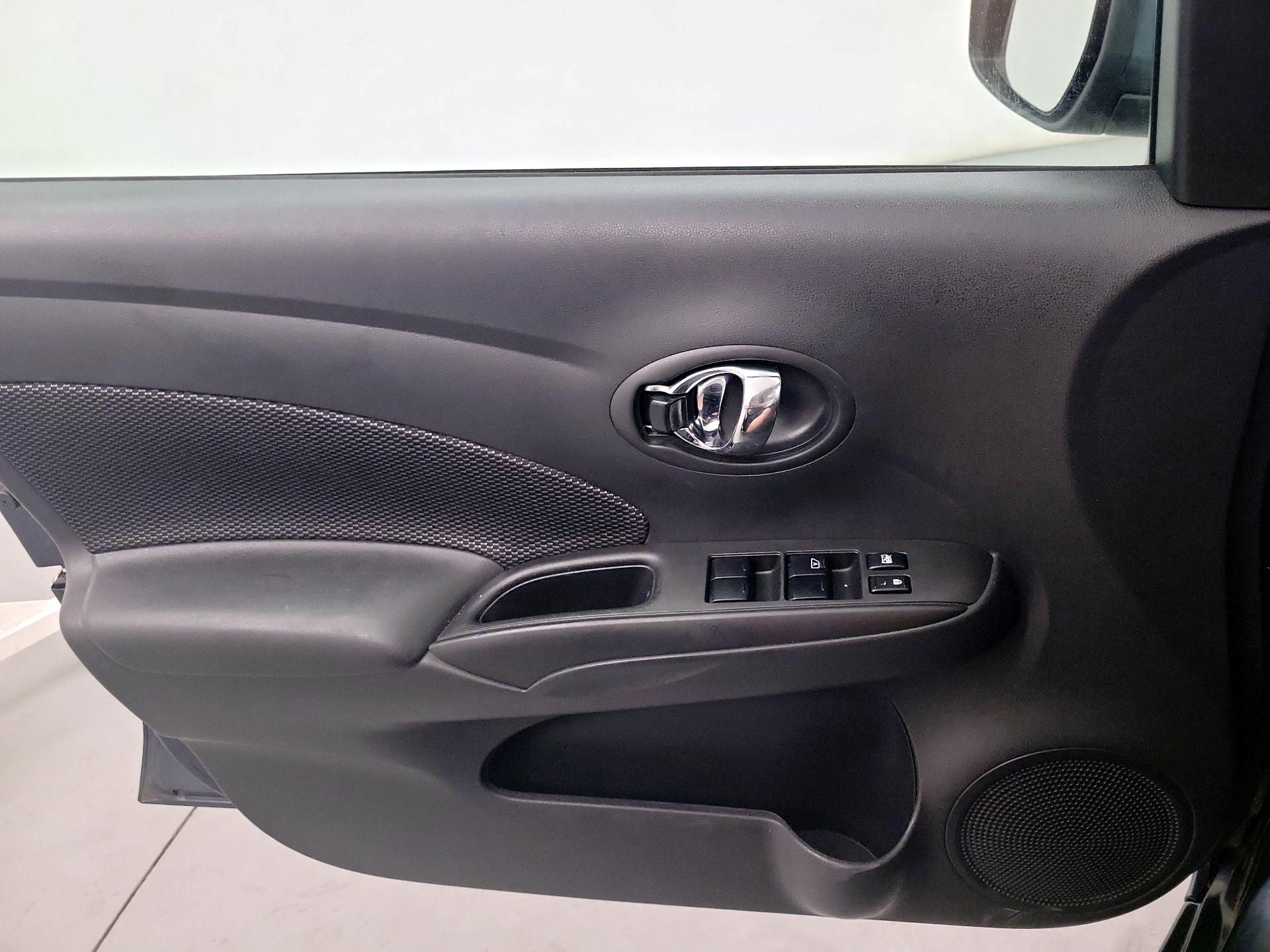 Thumbnail: 2017 Nissan Versa - 10