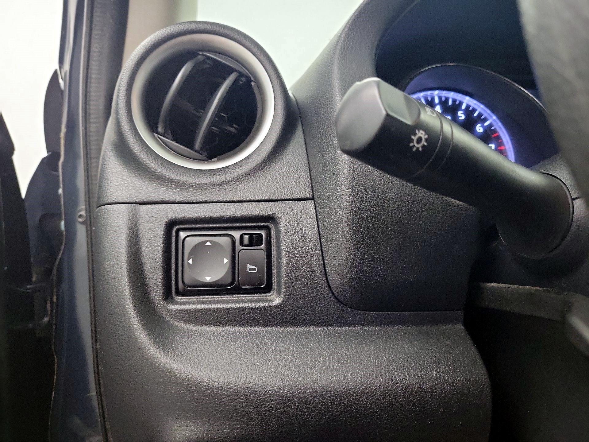 Thumbnail: 2017 Nissan Versa - 11