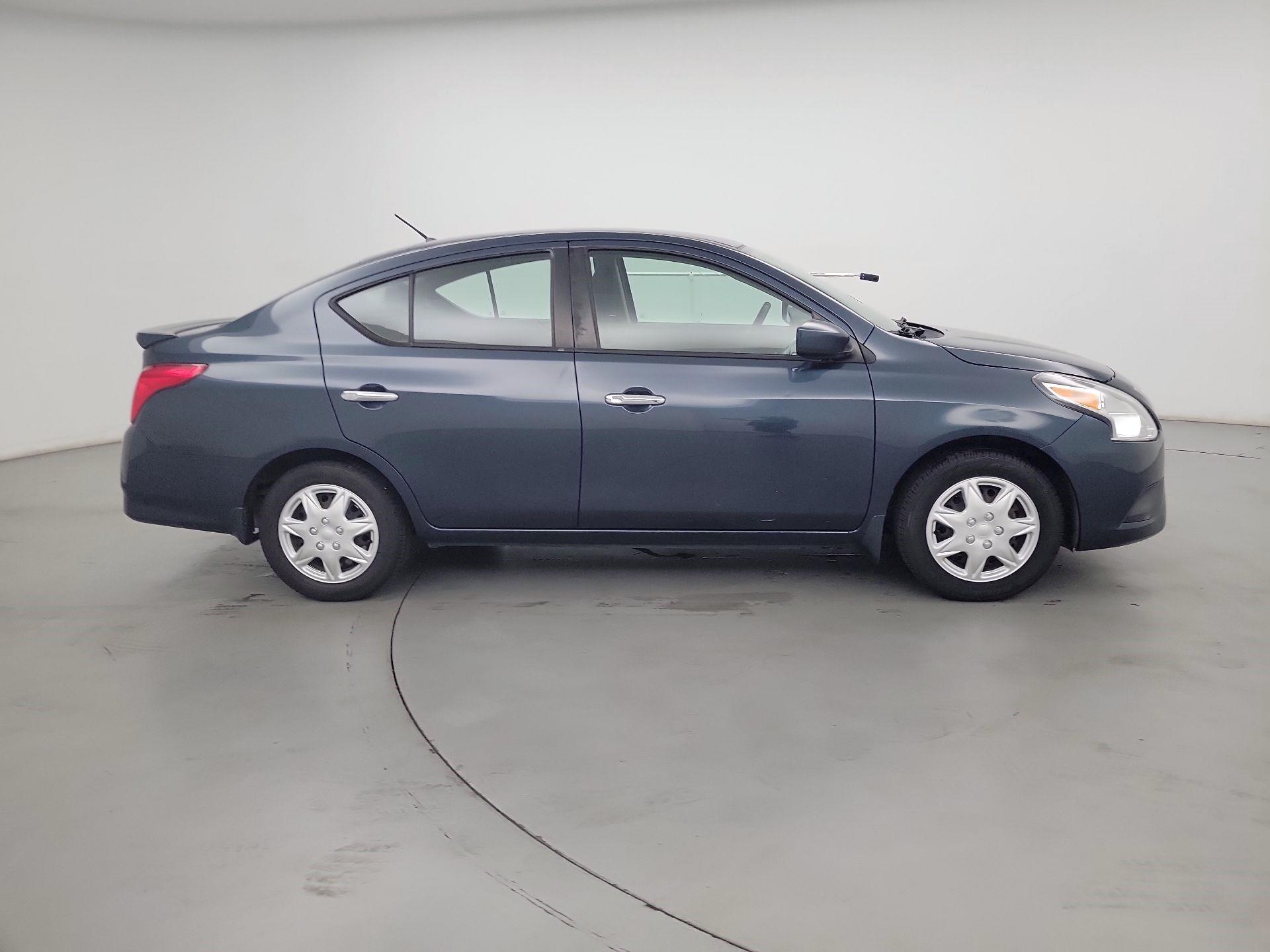 Thumbnail: 2017 Nissan Versa - 4