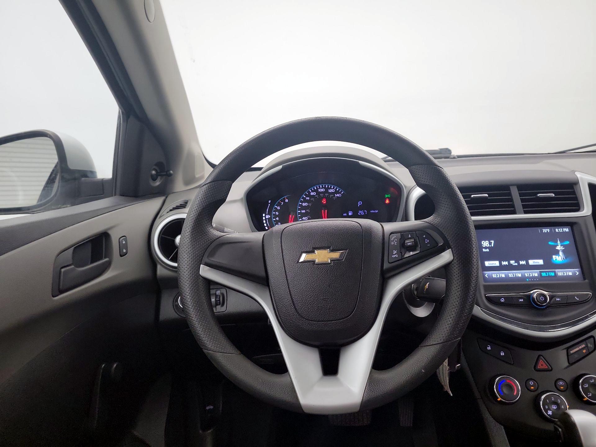 Thumbnail: 2017 Chevrolet Sonic - 10