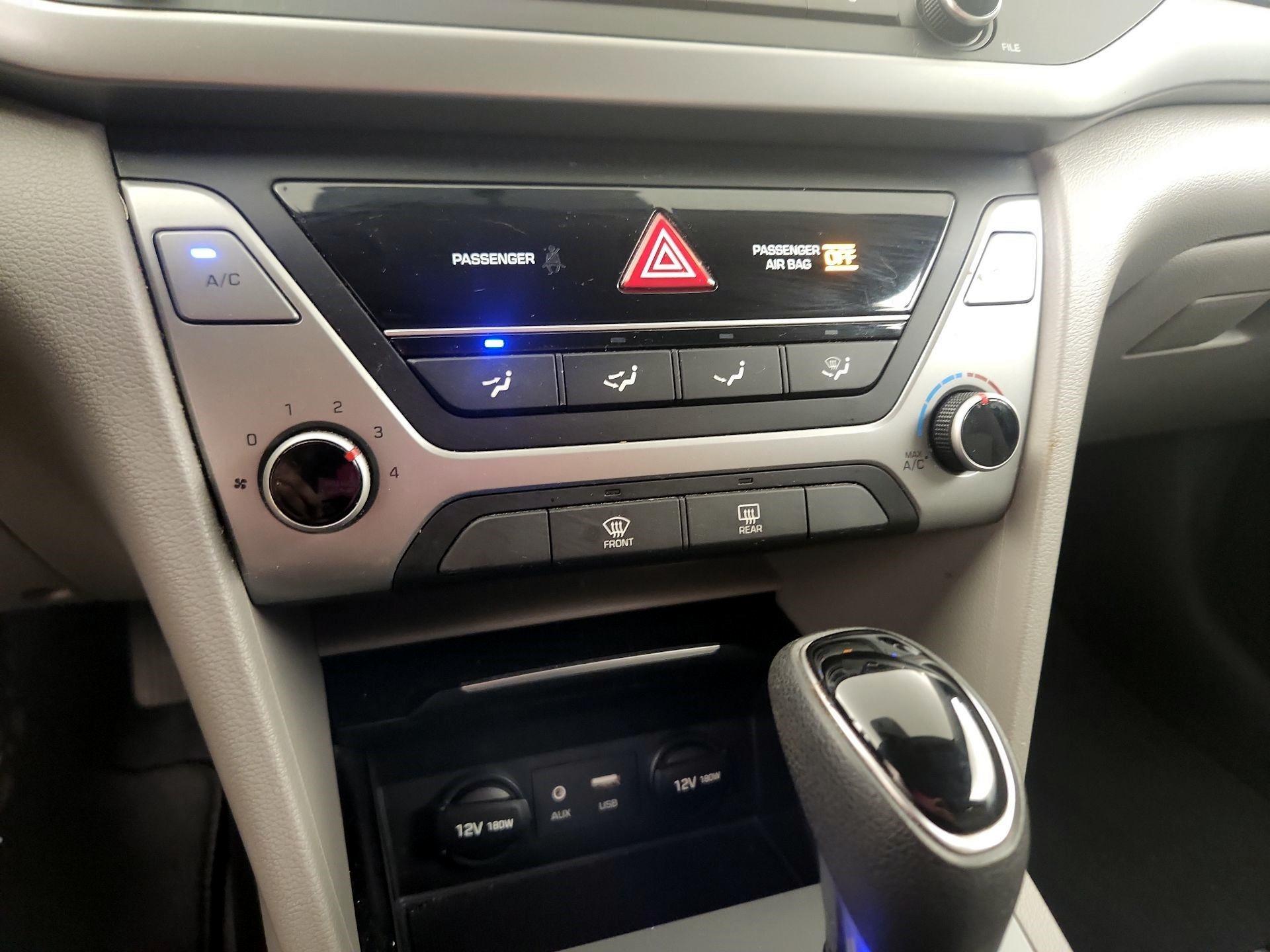 Thumbnail: 2018 Hyundai Elantra - 13