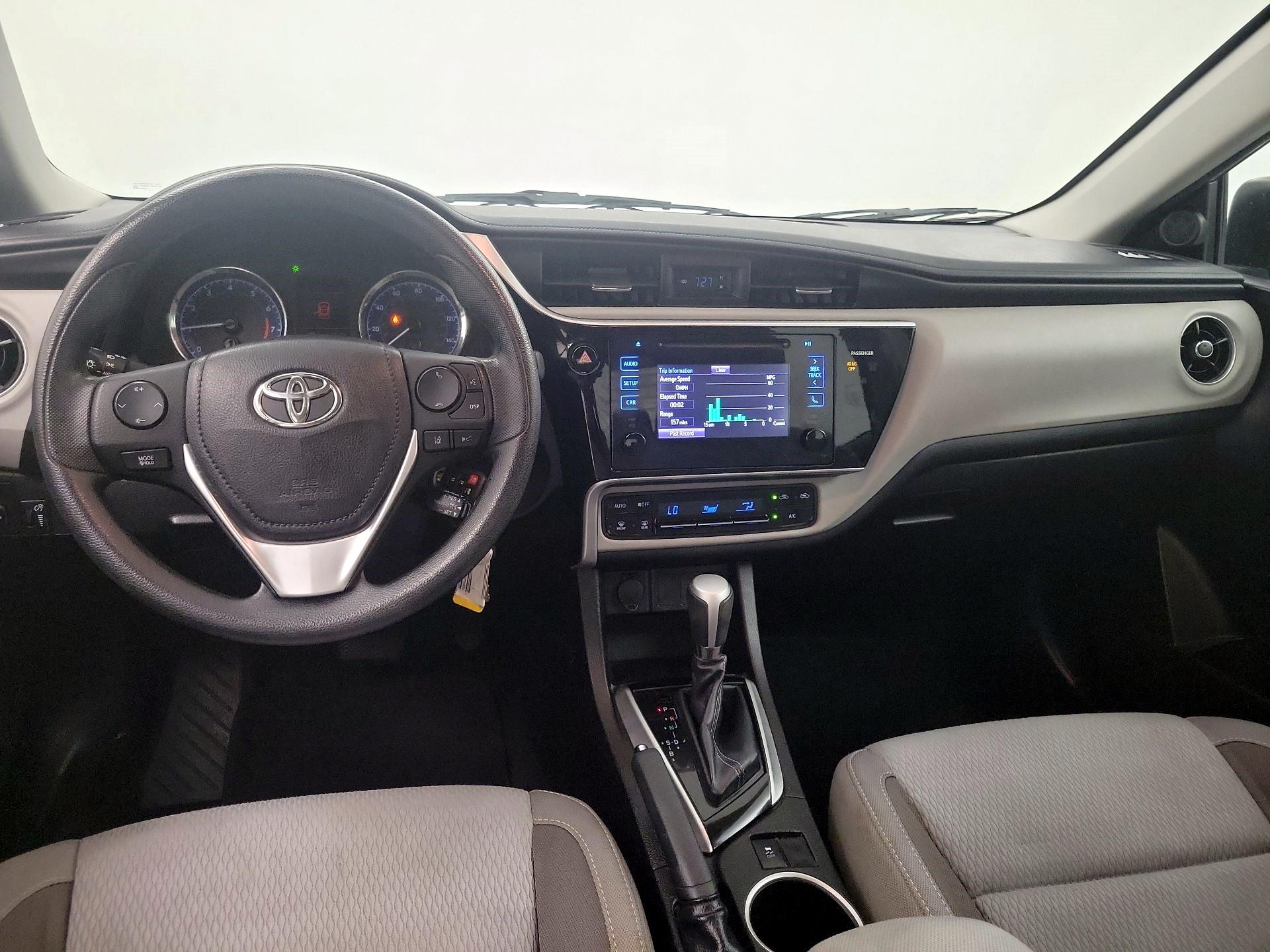 Thumbnail: 2017 Toyota Corolla - 8