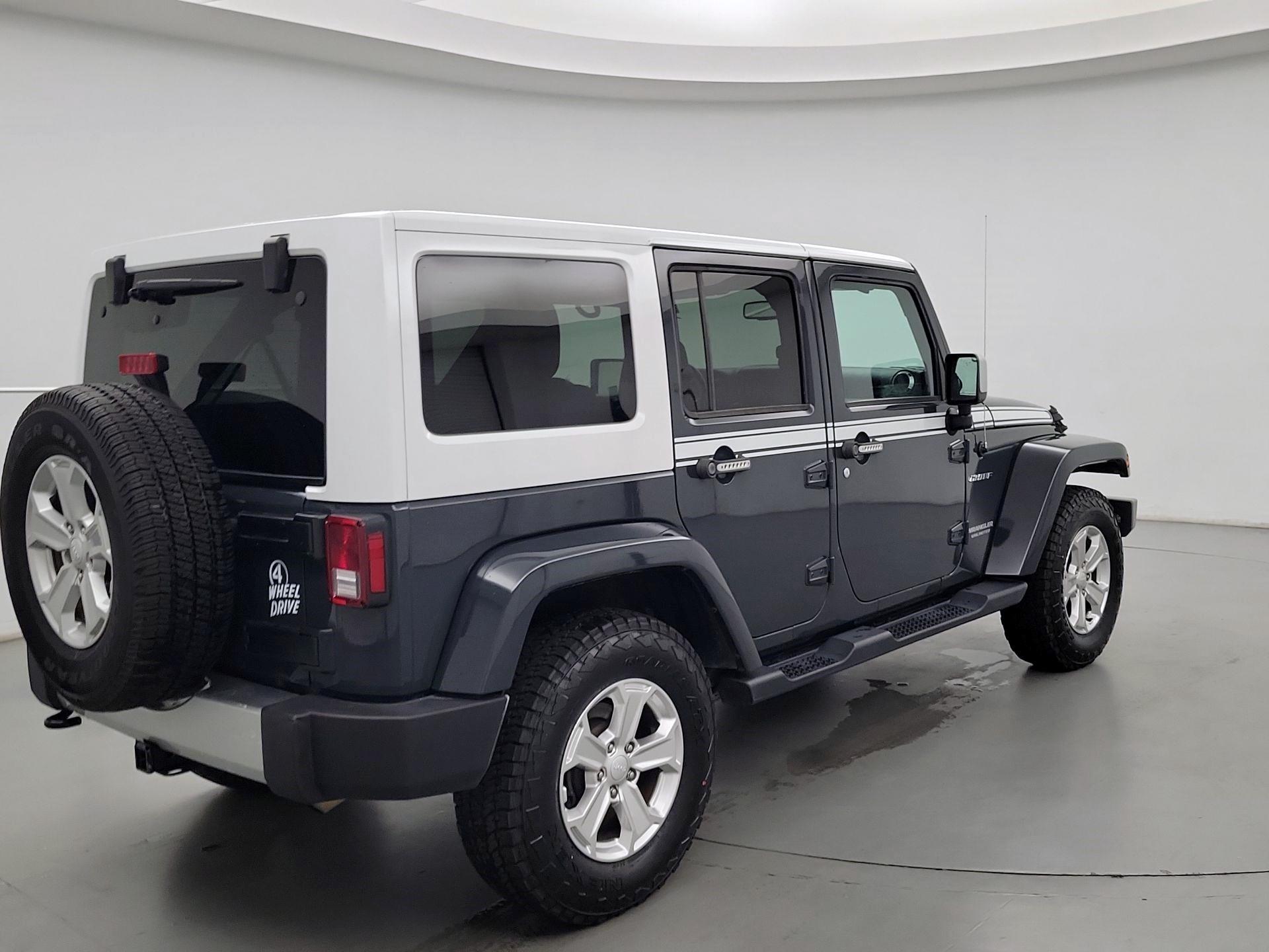Thumbnail: 2017 Jeep Wrangler - 5