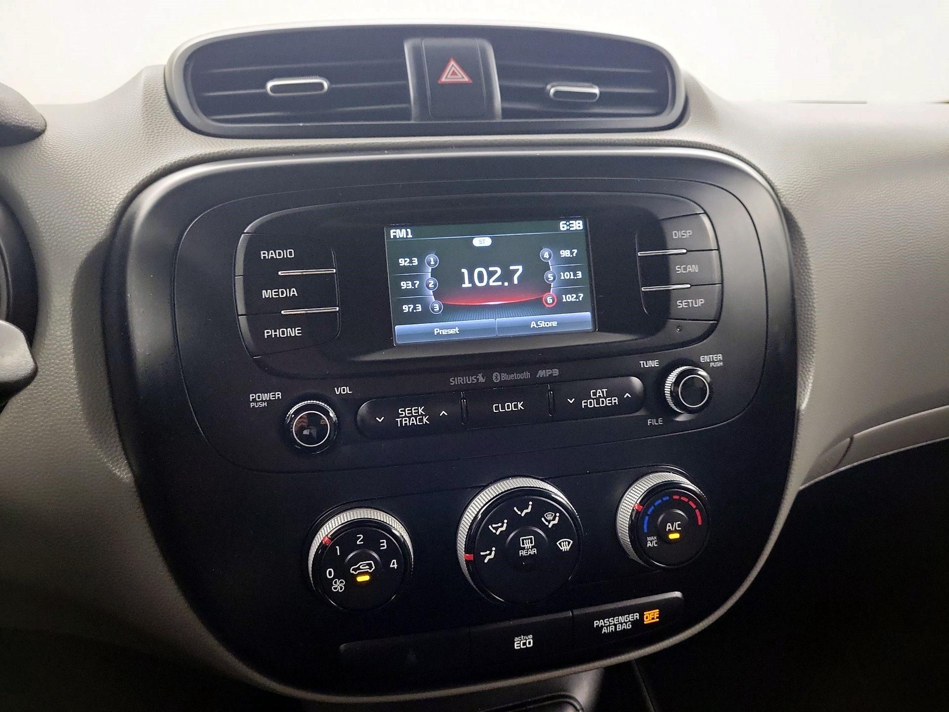 Thumbnail: 2016 Kia Soul - 12