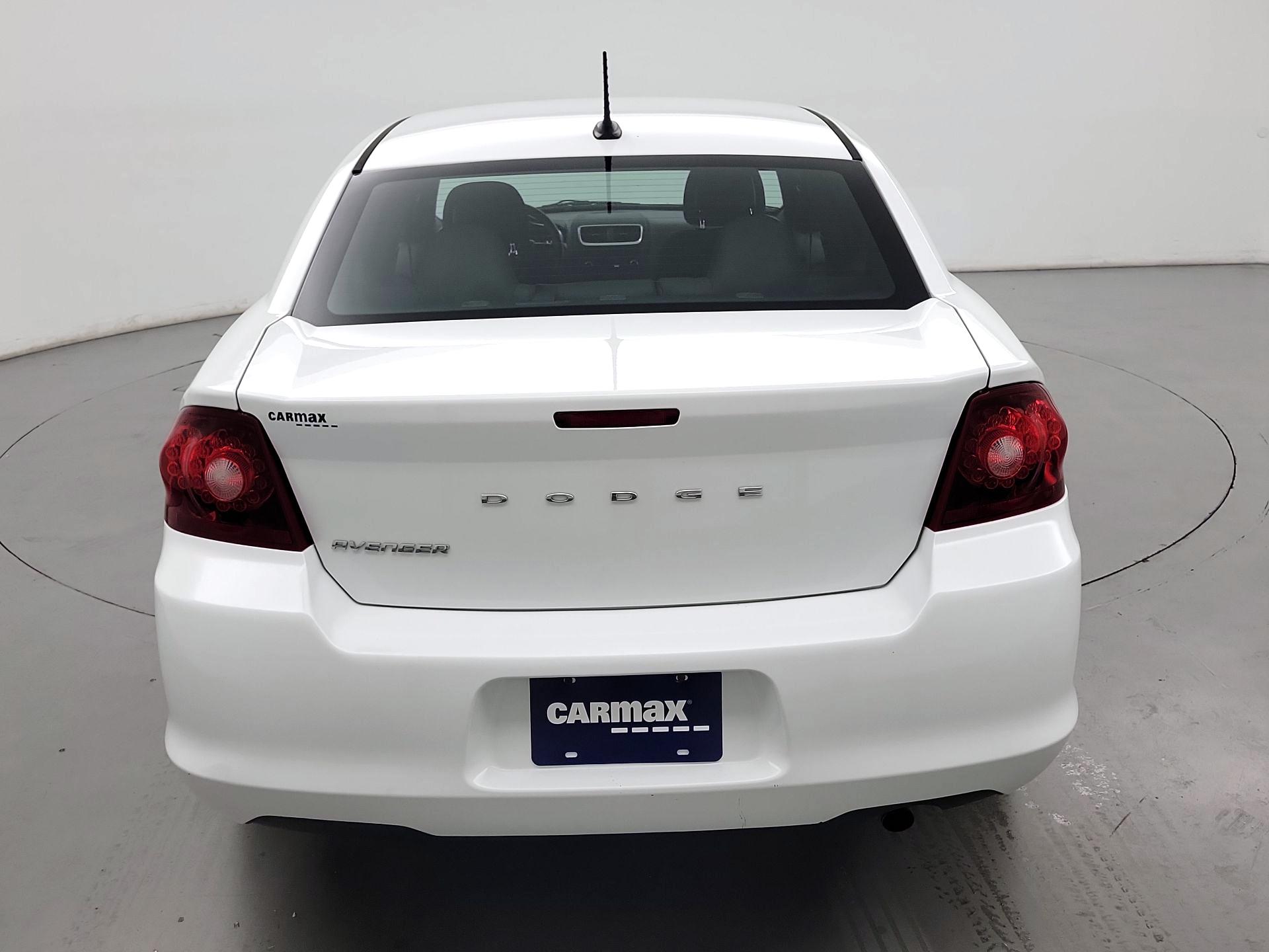 Thumbnail: 2013 Dodge Avenger - 6