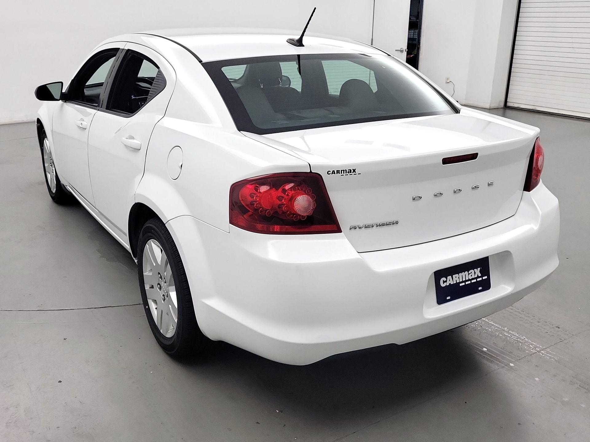 Thumbnail: 2013 Dodge Avenger - 7