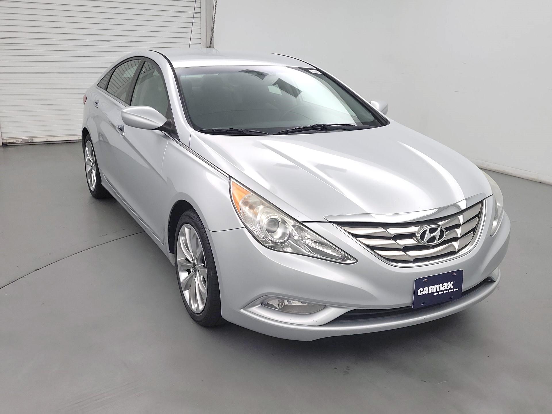 Thumbnail: 2013 Hyundai Sonata - 1