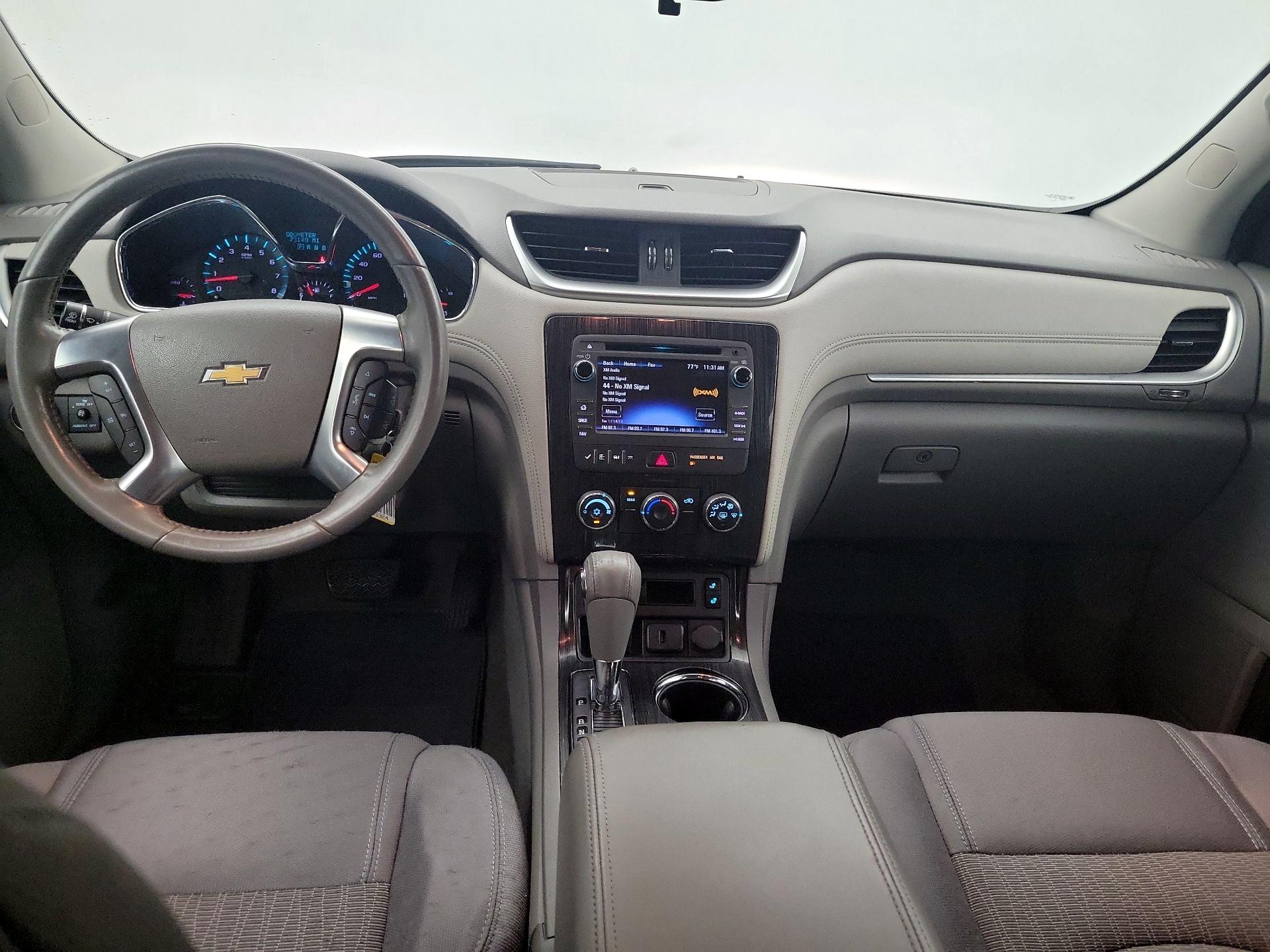 Thumbnail: 2015 Chevrolet Traverse - 9