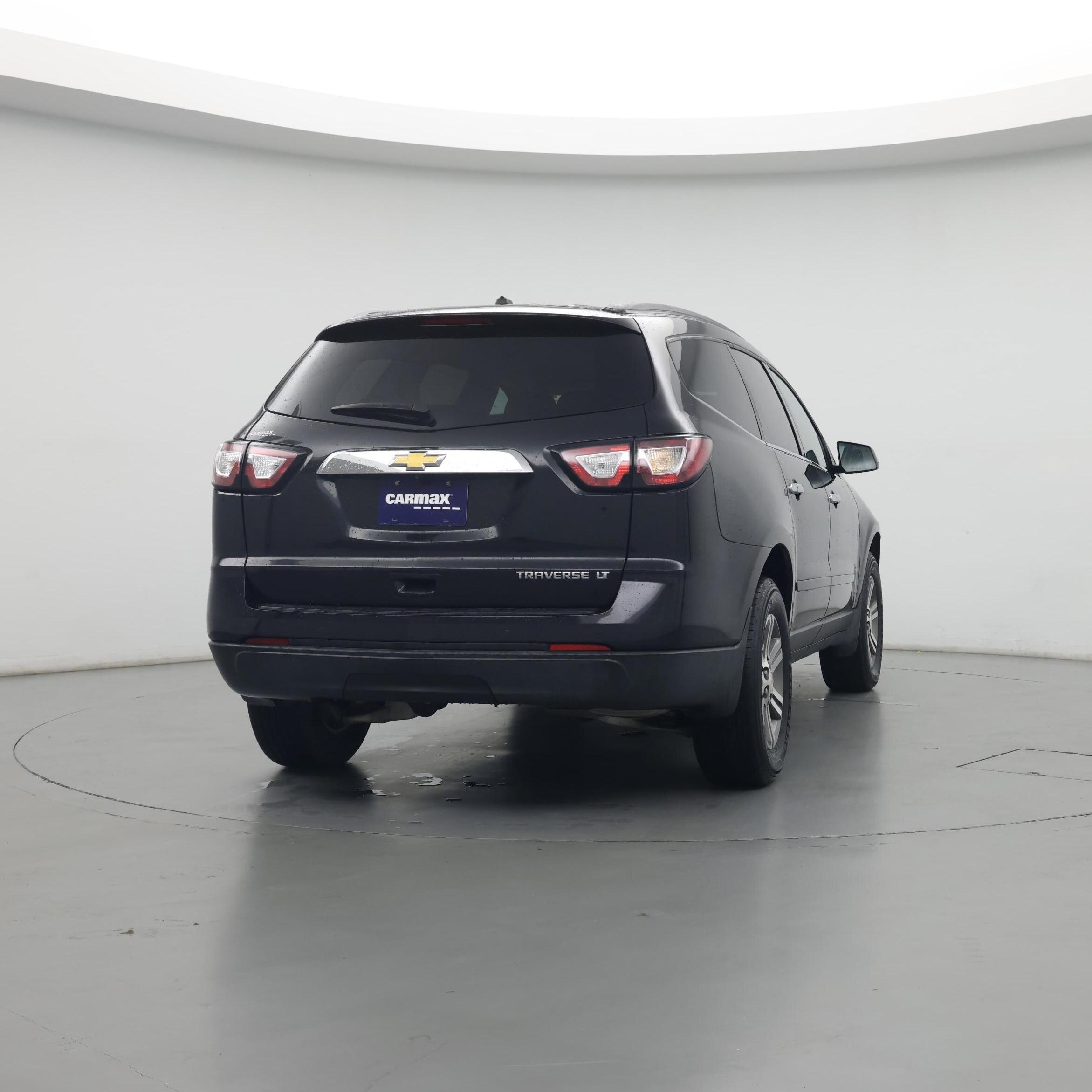 Thumbnail: 2015 Chevrolet Traverse - 2