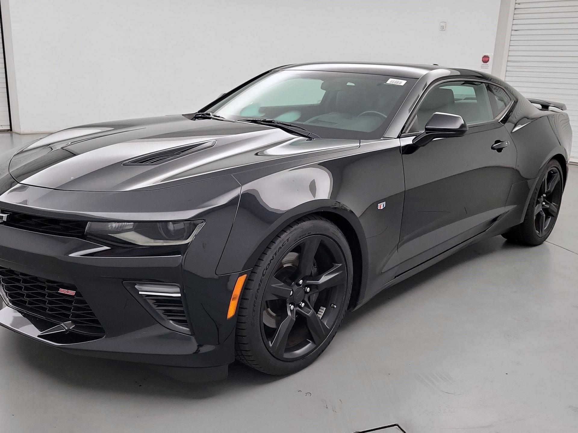 Thumbnail: 2017 Chevrolet Camaro - 3