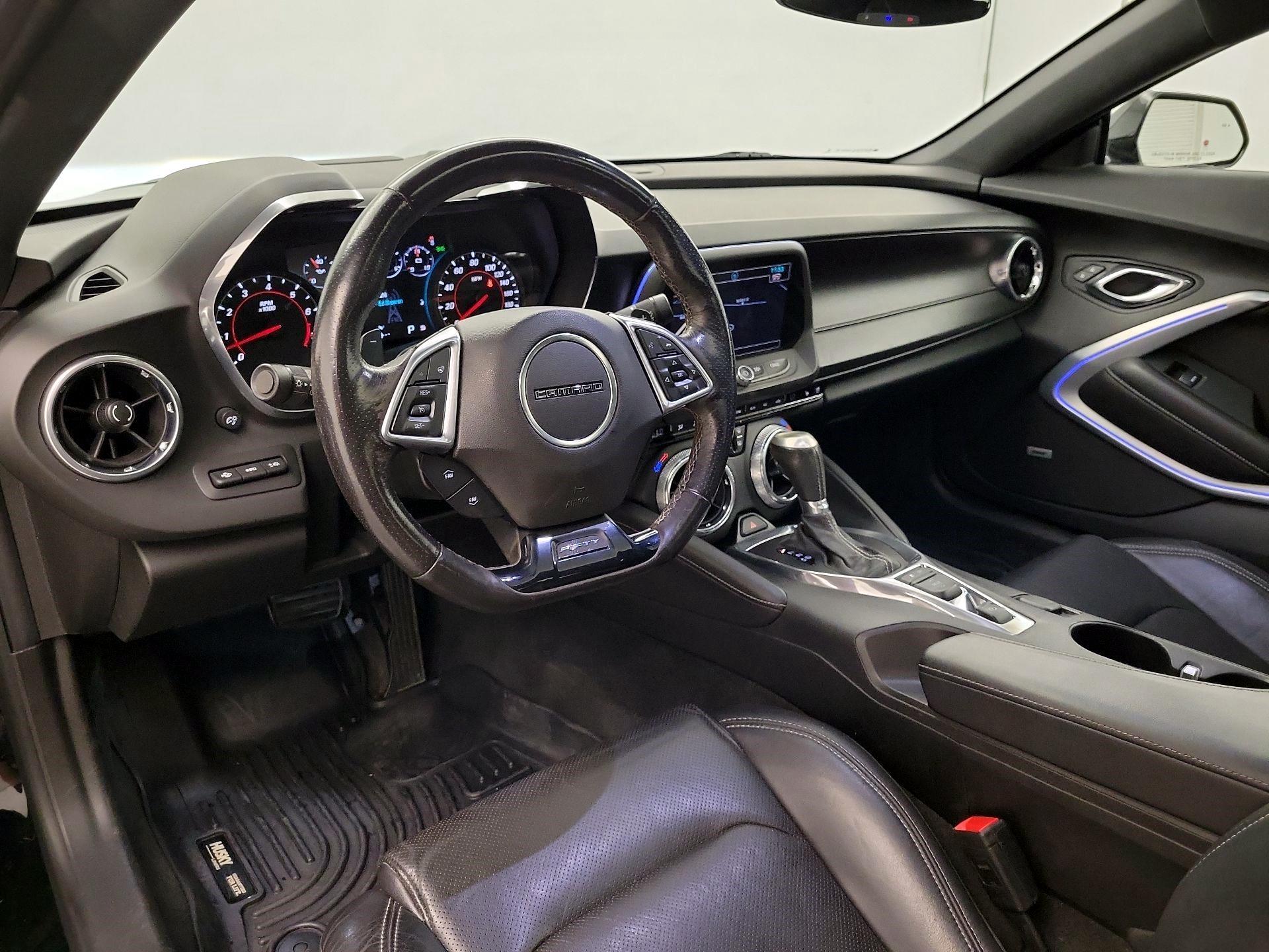 Thumbnail: 2017 Chevrolet Camaro - 8