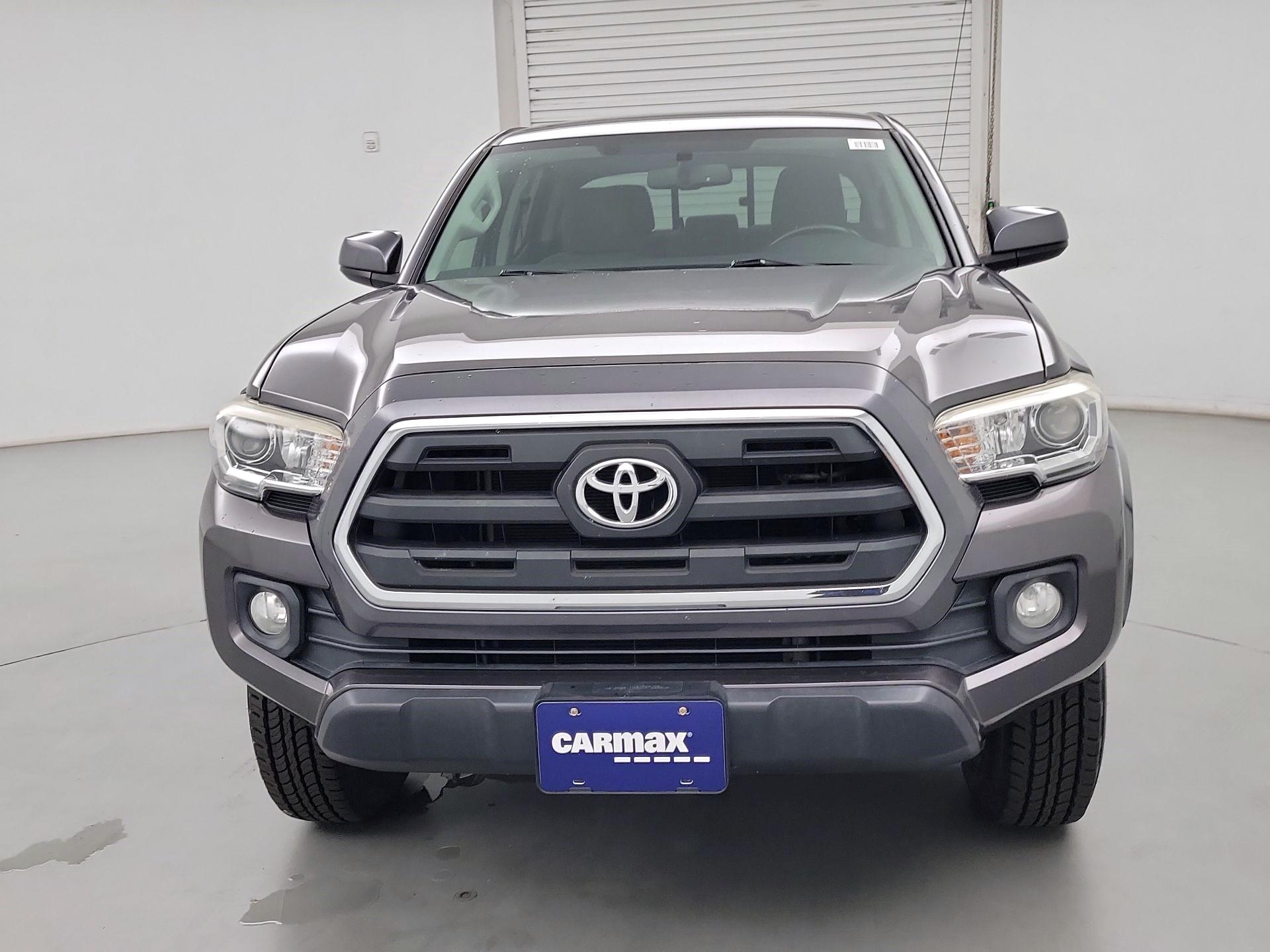 Thumbnail: 2017 Toyota Tacoma - 2