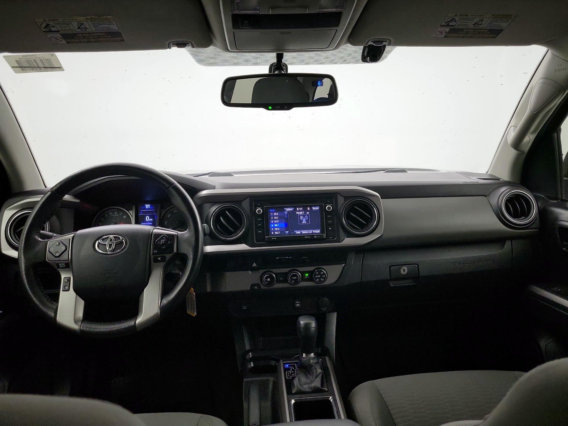 Thumbnail: 2017 Toyota Tacoma - 8