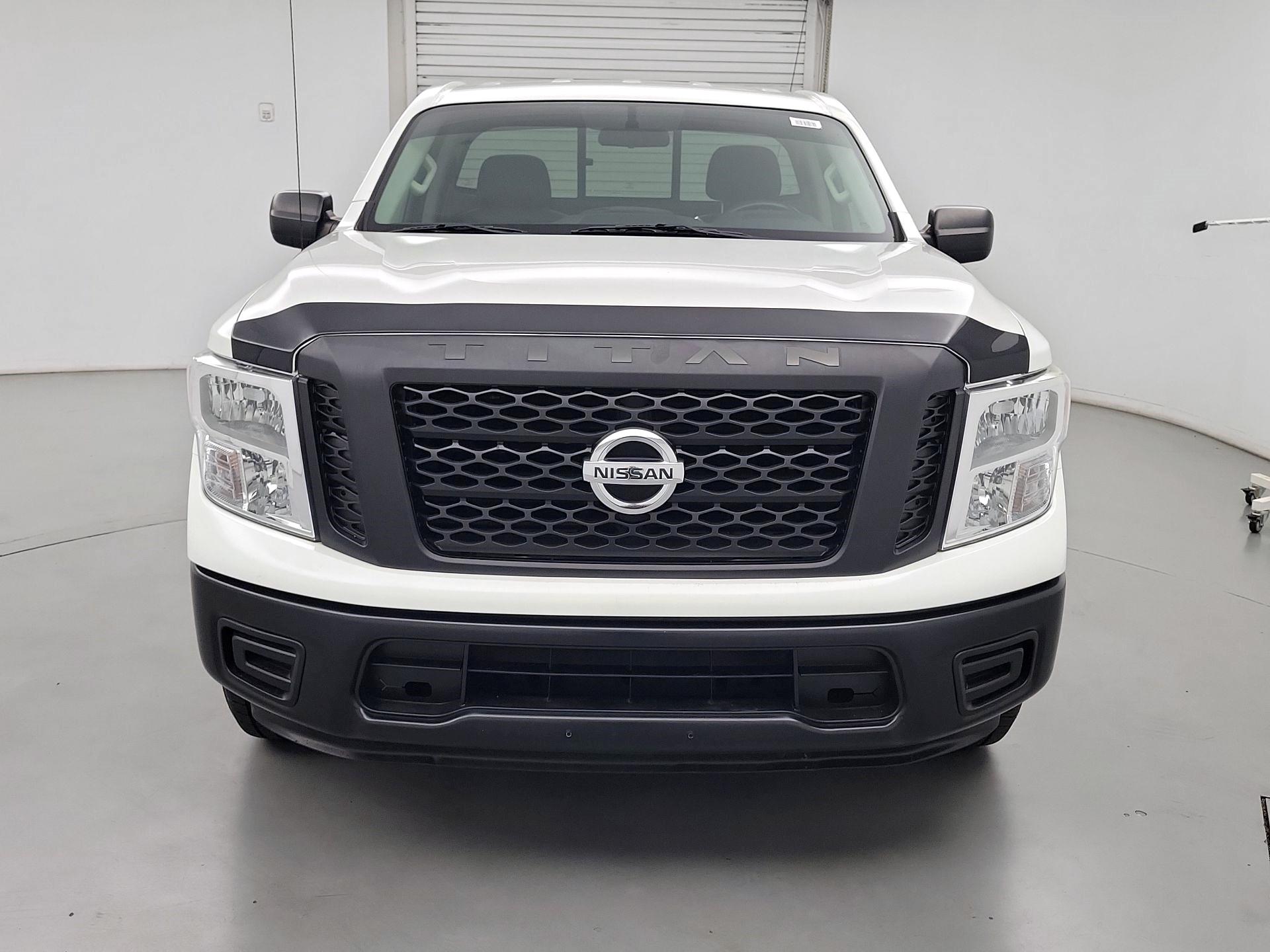 Thumbnail: 2018 Nissan Titan - 2