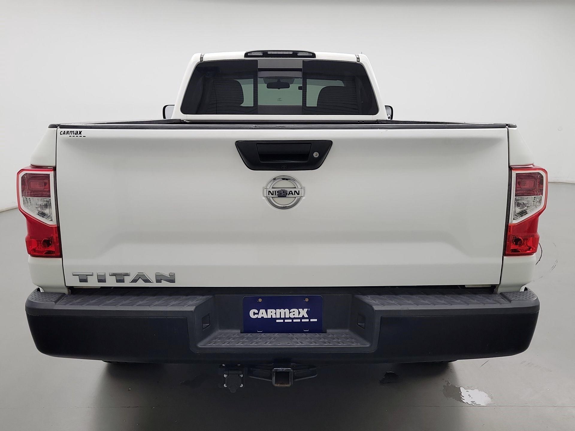 Thumbnail: 2018 Nissan Titan - 6